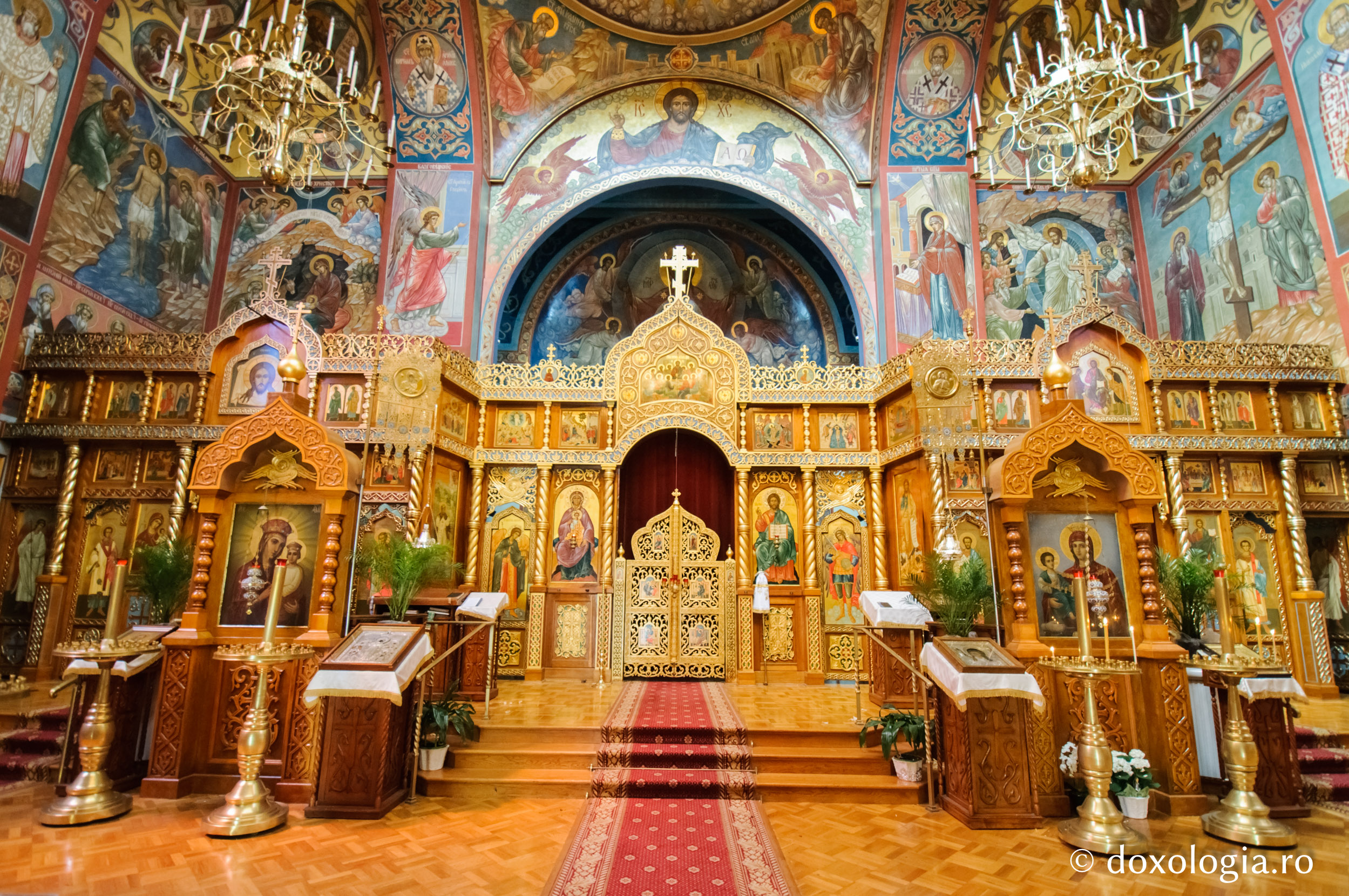 Catedrala Maicii Domnului „Bucuria tuturor celor necăjiți” din San Francisco / Foto: Victor Larie Catedrala Maicii Domnului „Bucuria tuturor celor necăjiţi” din San Francisco