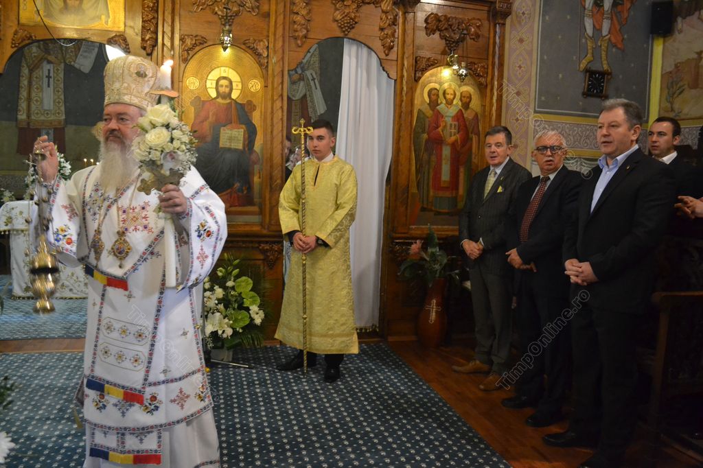 Liturghie arhierească la Bistrița, în a doua zi de Paști Liturghie arhierească la Bistrița, în a doua zi de Paști