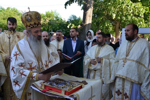 Foto: Lucian Ducan Biserica „Sfântul Mare Mucenic Gheorghe” din Recea, jud. Iași  a fost resfințită