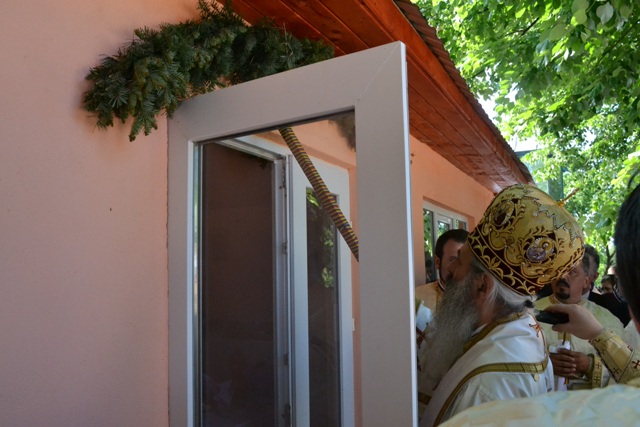 Foto: Lucian Ducan Biserica „Sfântul Mare Mucenic Gheorghe” din Recea, jud. Iași  a fost resfințită