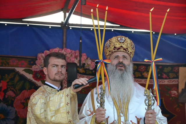 Foto: Lucian Ducan Biserica „Sfântul Mare Mucenic Gheorghe” din Recea, jud. Iași  a fost resfințită