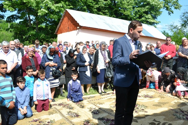 Foto: Lucian Ducan Biserica „Sfântul Mare Mucenic Gheorghe” din Recea, jud. Iași  a fost resfințită