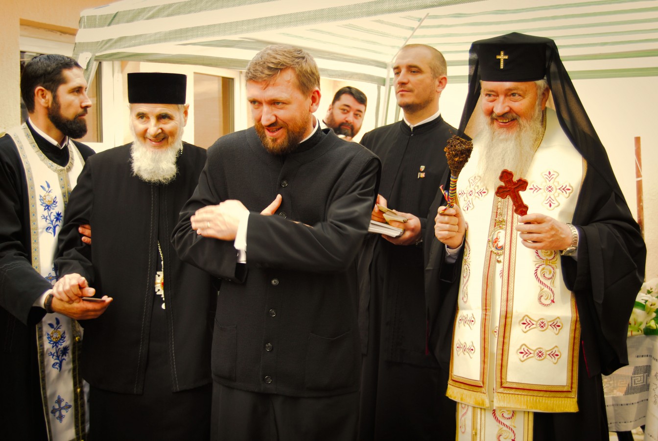 Noul sediu al programului „Sfântul Dimitrie Basarabov”, inaugurat în prezența Mitropolitului Andrei al Clujului Noul sediu al programului „Sfântul Dimitrie Basarabov”, inaugurat în prezența Mitropolitului Andrei al Clujului