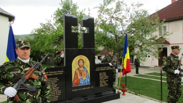 Monument al eroilor, sfințit în parohia Nimigea de Sus Monument al eroilor, sfințit în parohia Nimigea de Sus