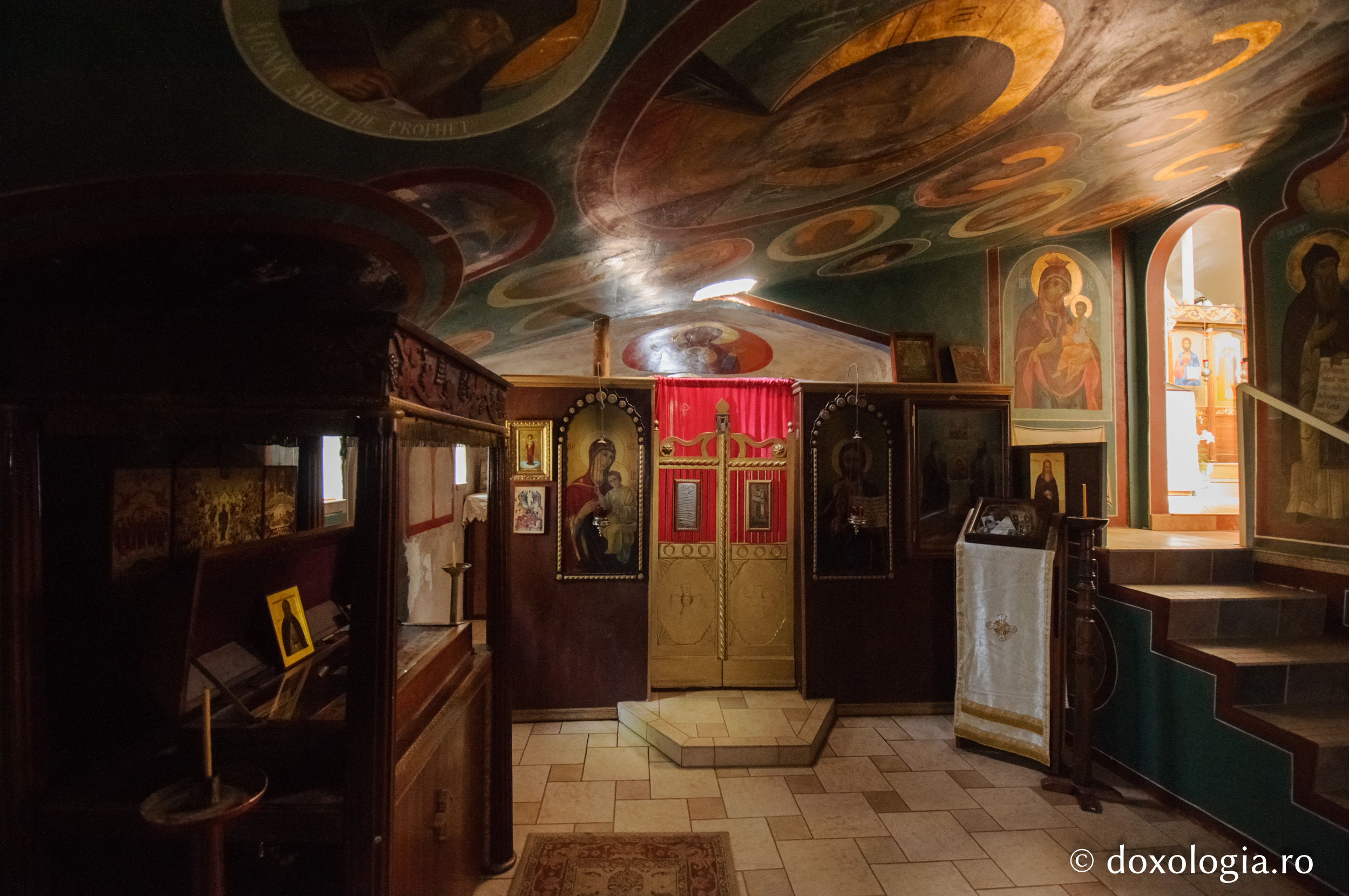 Mănăstirea „Sfântul Gherman” din Platina, California