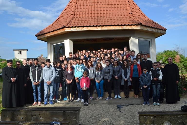 Întâlnire cu tinerii din Cercul pastoral Bocșa Întâlnire cu tinerii din Cercul pastoral Bocșa