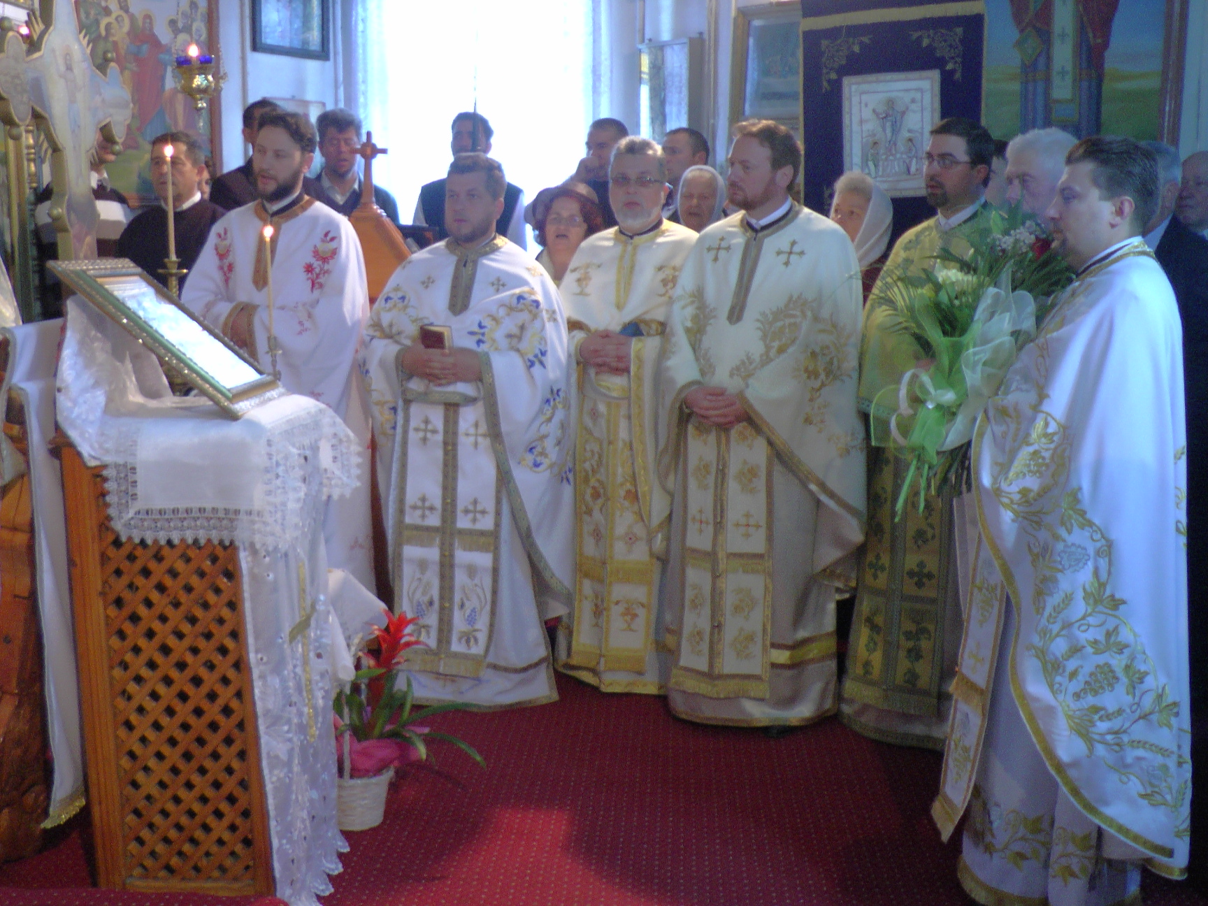 IPS Arhiepiscop Pimen: „Bucuria duhovnicească vine prin purtarea crucii, a necazurilor“