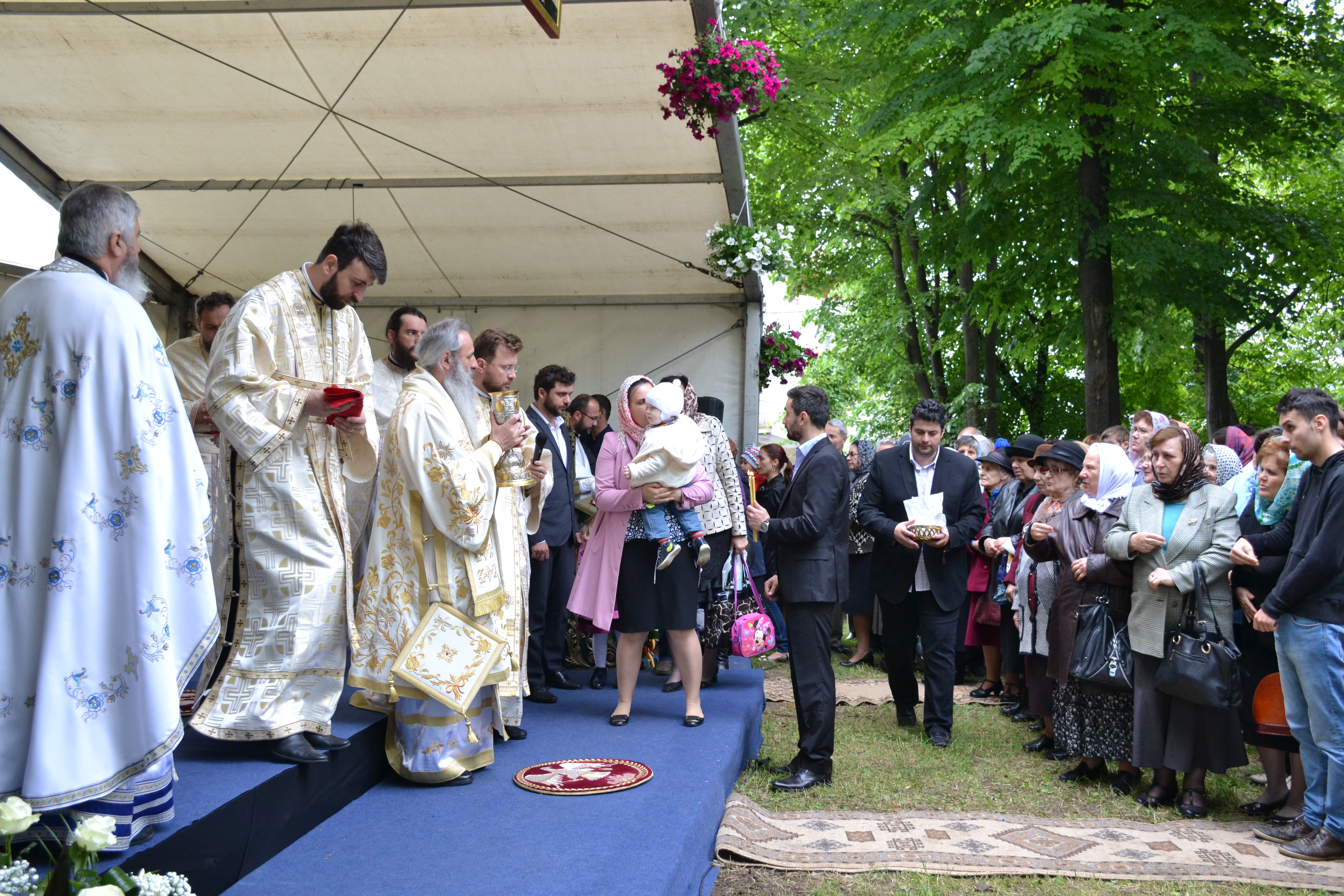 „Fratele geamăn sau sora geamănă ai lui Toma suntem noi”