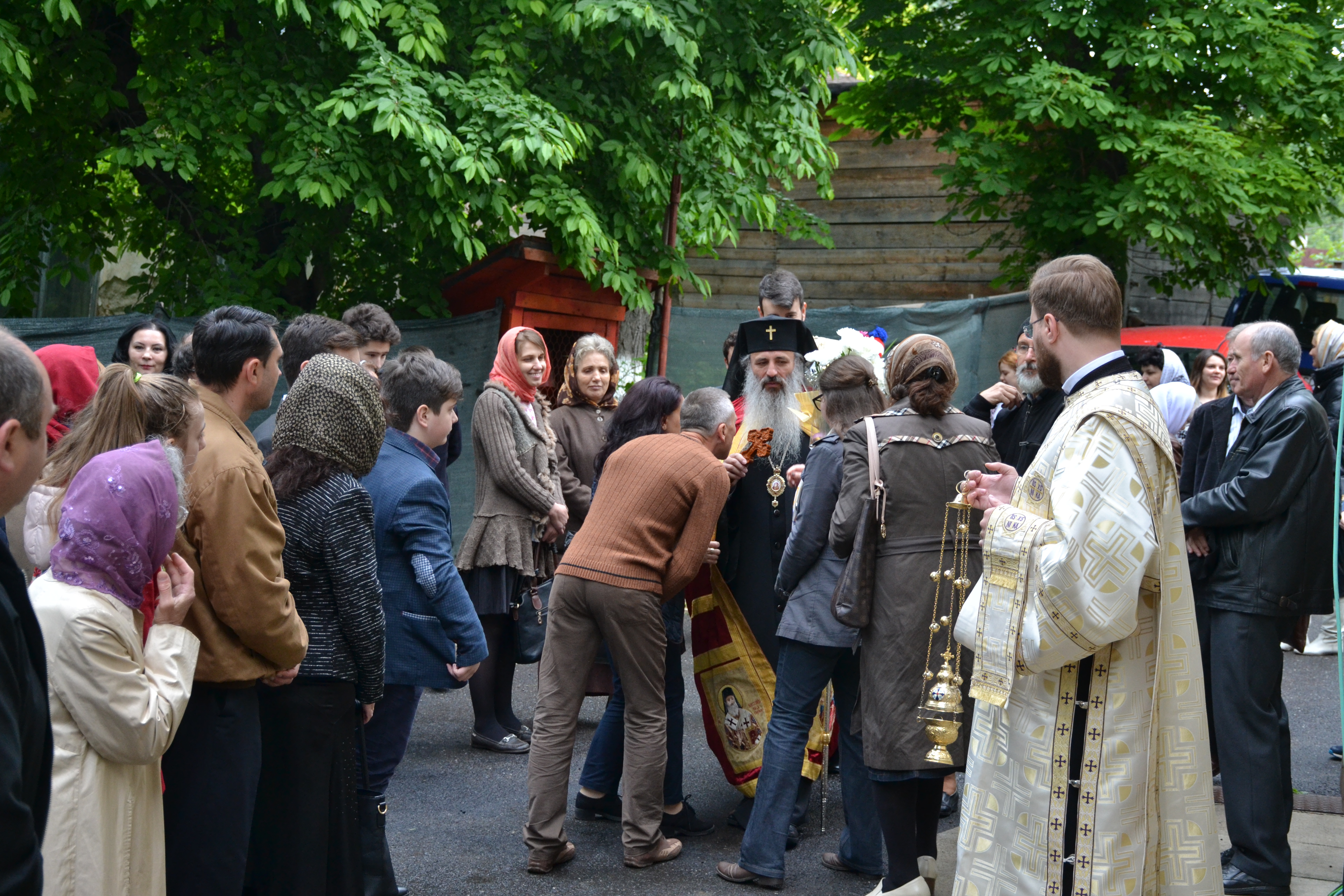 „Fratele geamăn sau sora geamănă ai lui Toma suntem noi”