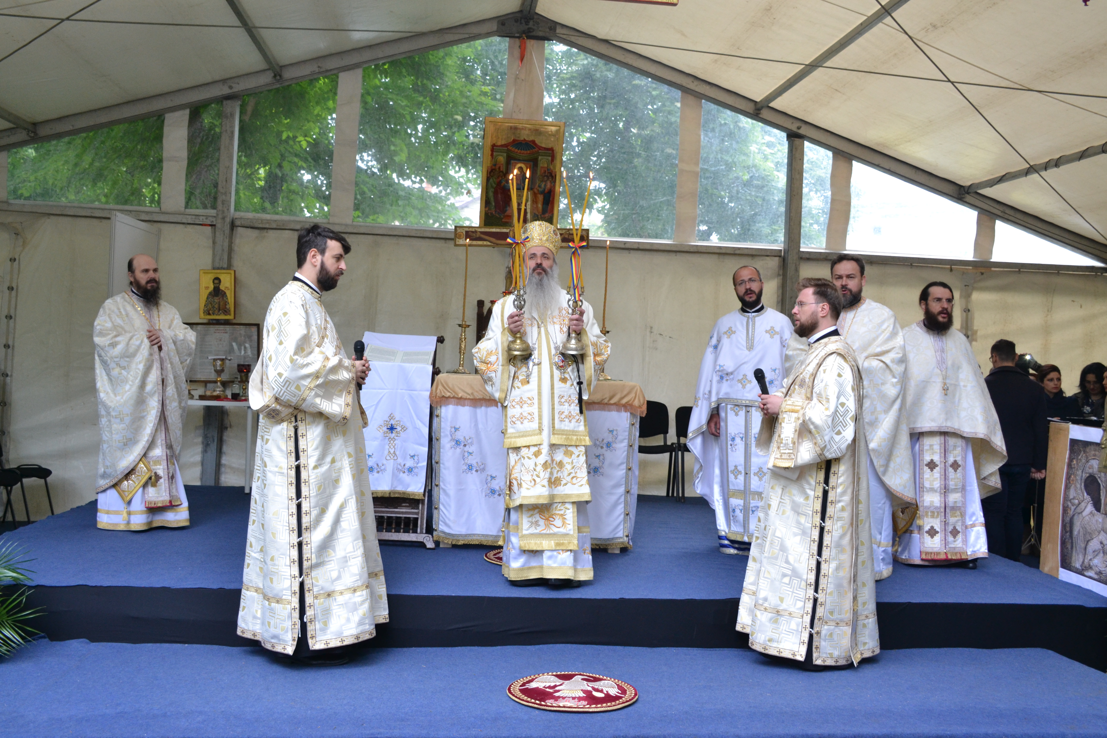 „Fratele geamăn sau sora geamănă ai lui Toma suntem noi”