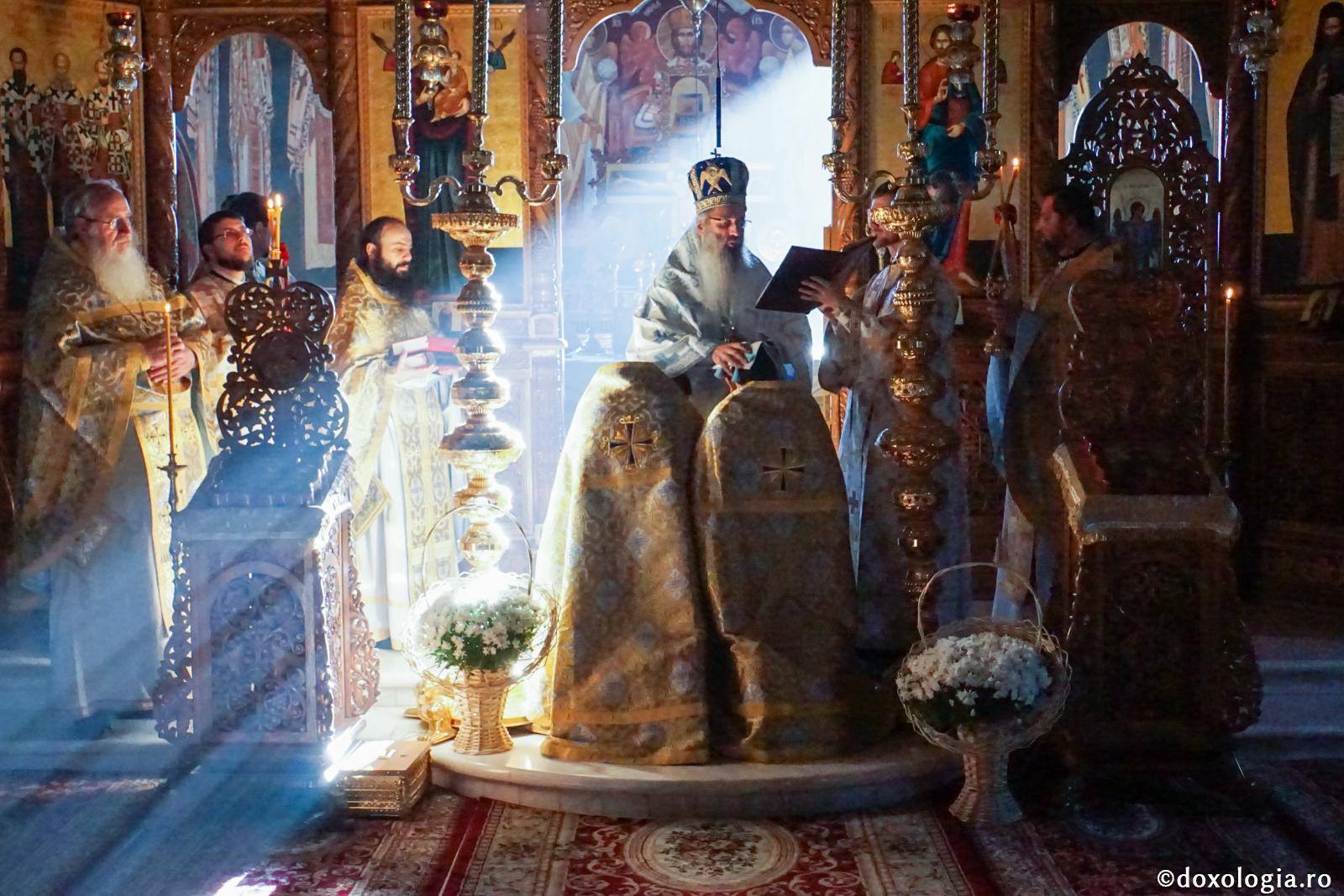 Ce nu trebuie să-i lipsească unui duhovnic?