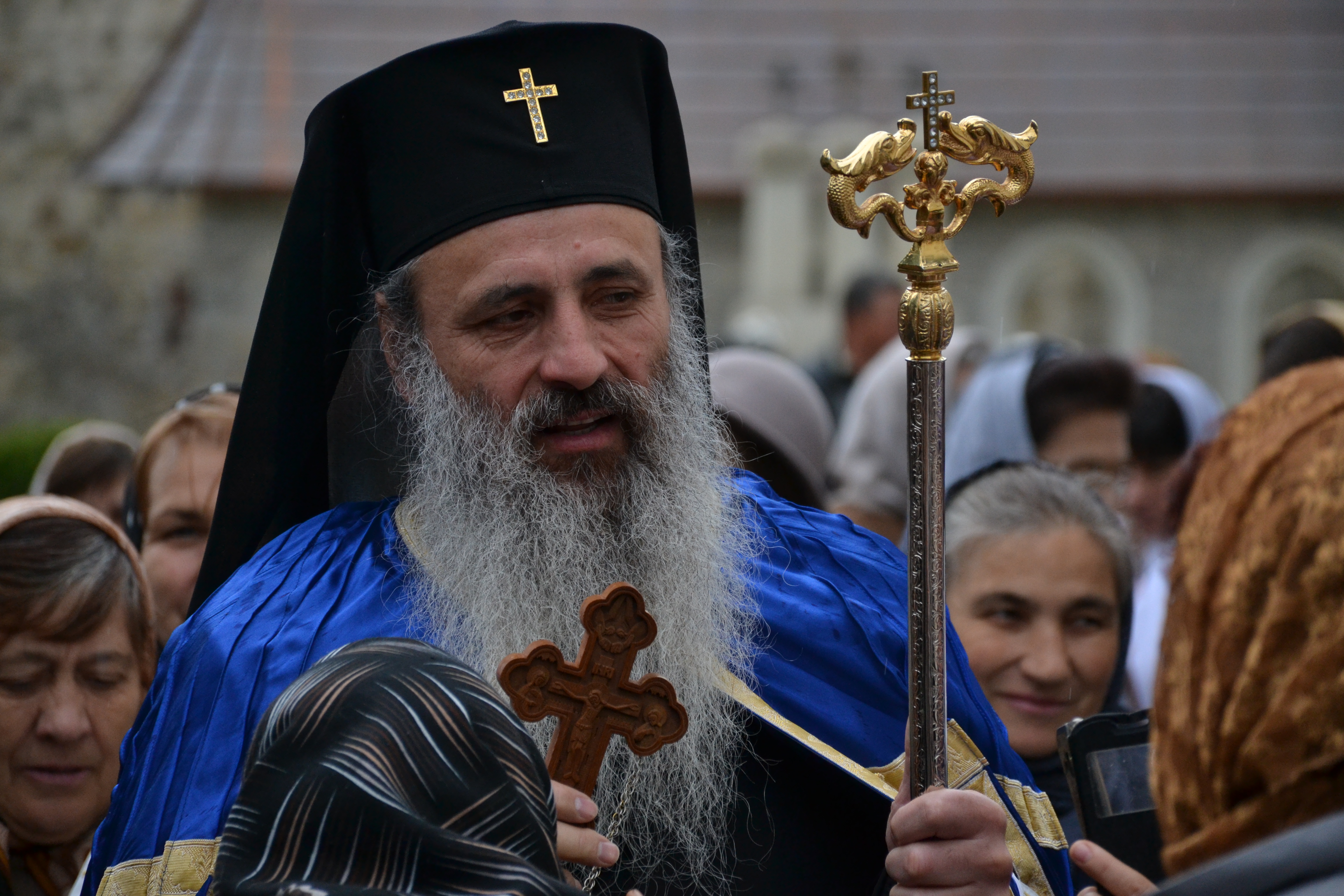 „Oamenii au fost încredințați Maicii Domnului de Hristos atunci când El era pe cruce”