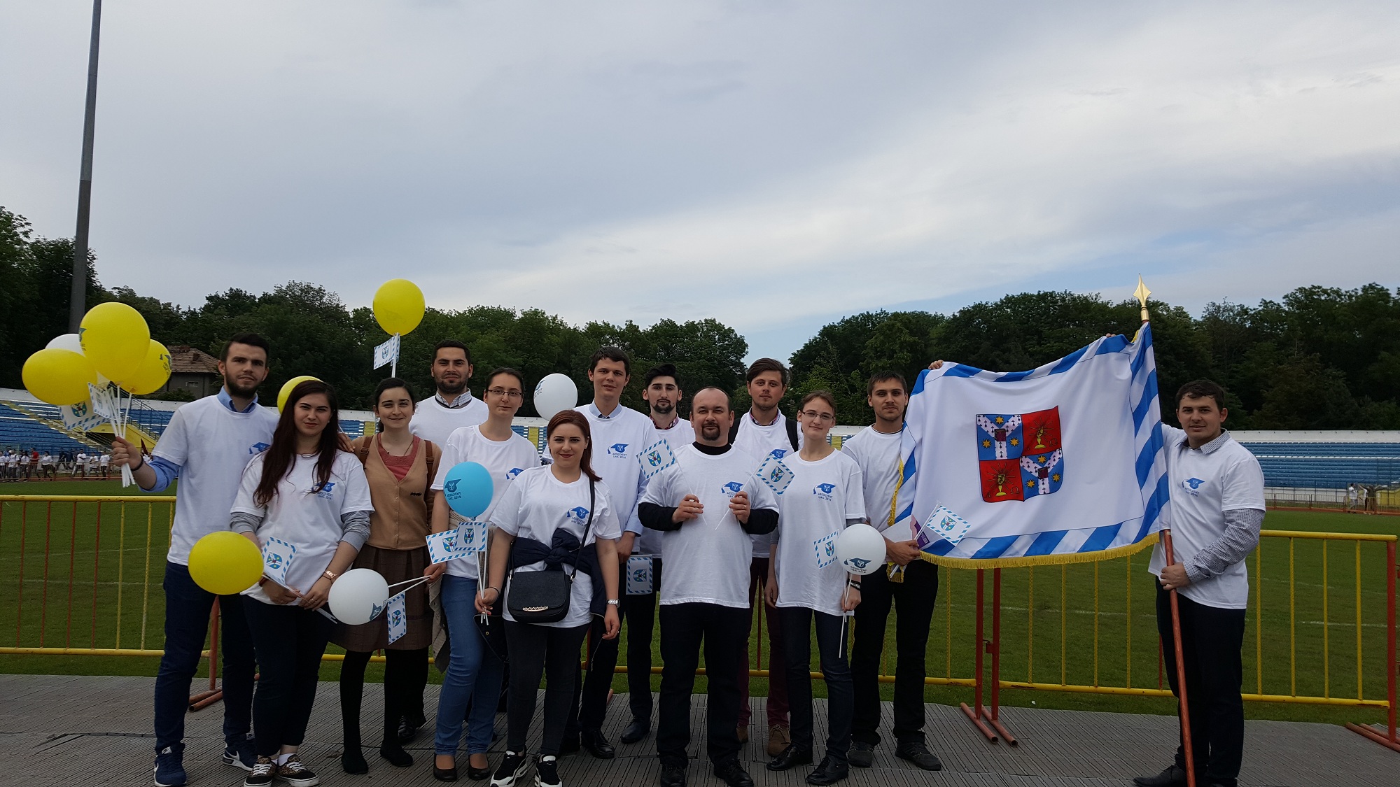 Studenții teologi ieșeni, prezenți la „Marșul Absolvenților”