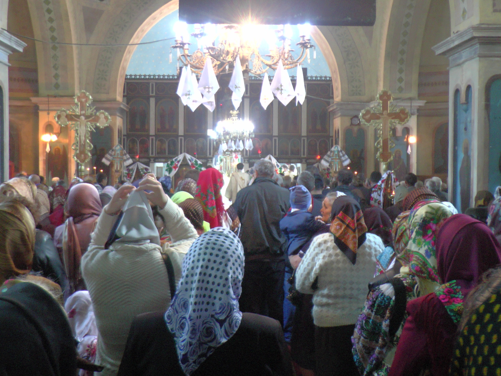 Sărbătoare arhierească în Parohia Bălcăuți