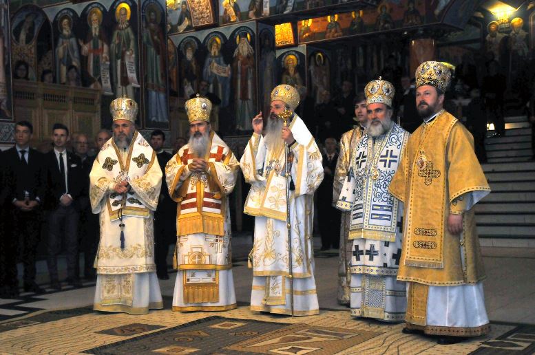 Ierarhi, preoți și credincioși, la pomenirea Episcopului Ioachim Mareș Ierarhi, preoți și credincioși, la pomenirea Episcopului Ioachim Mareș