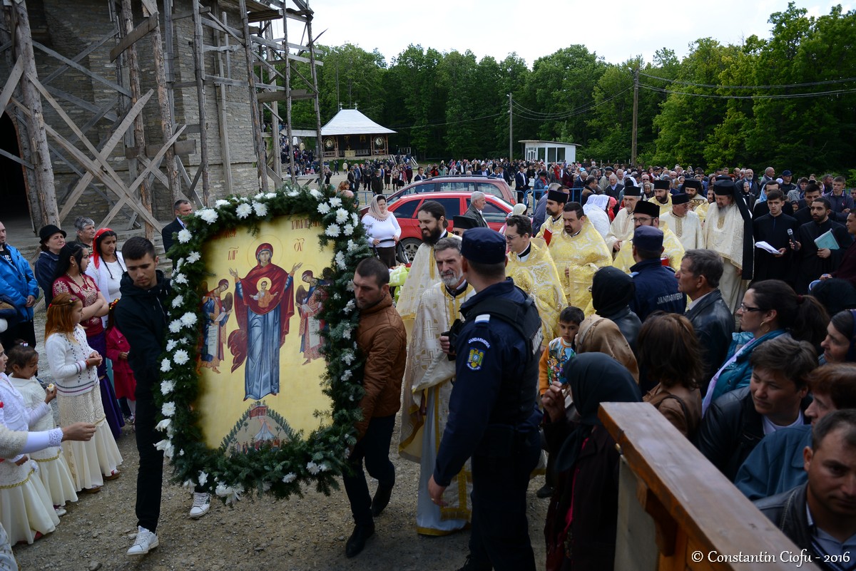 Izvorul Tămăduirii la Mănăstirea Sângeap-Basaraba