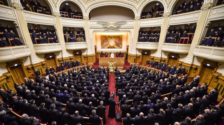 Patriarhul României îndeamnă preoții din Bucureşti şi Ilfov să poarte grijă de creșterea spirituală a copiilor și tinerilor