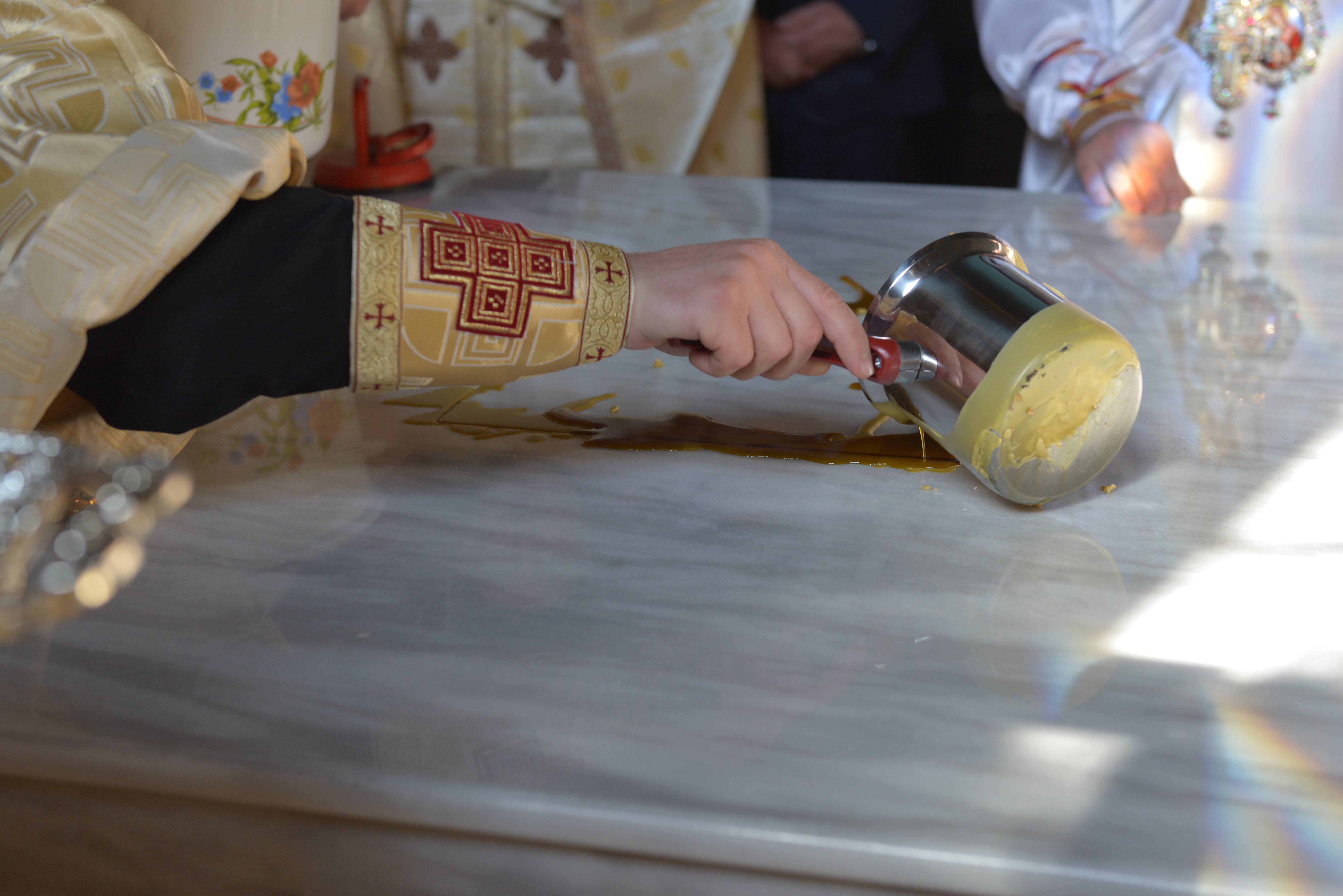 Biserica „Sfântul Haralambie” din orașul Târgu Neamț, resfințită de Mitropolitul Moldovei și Bucovinei