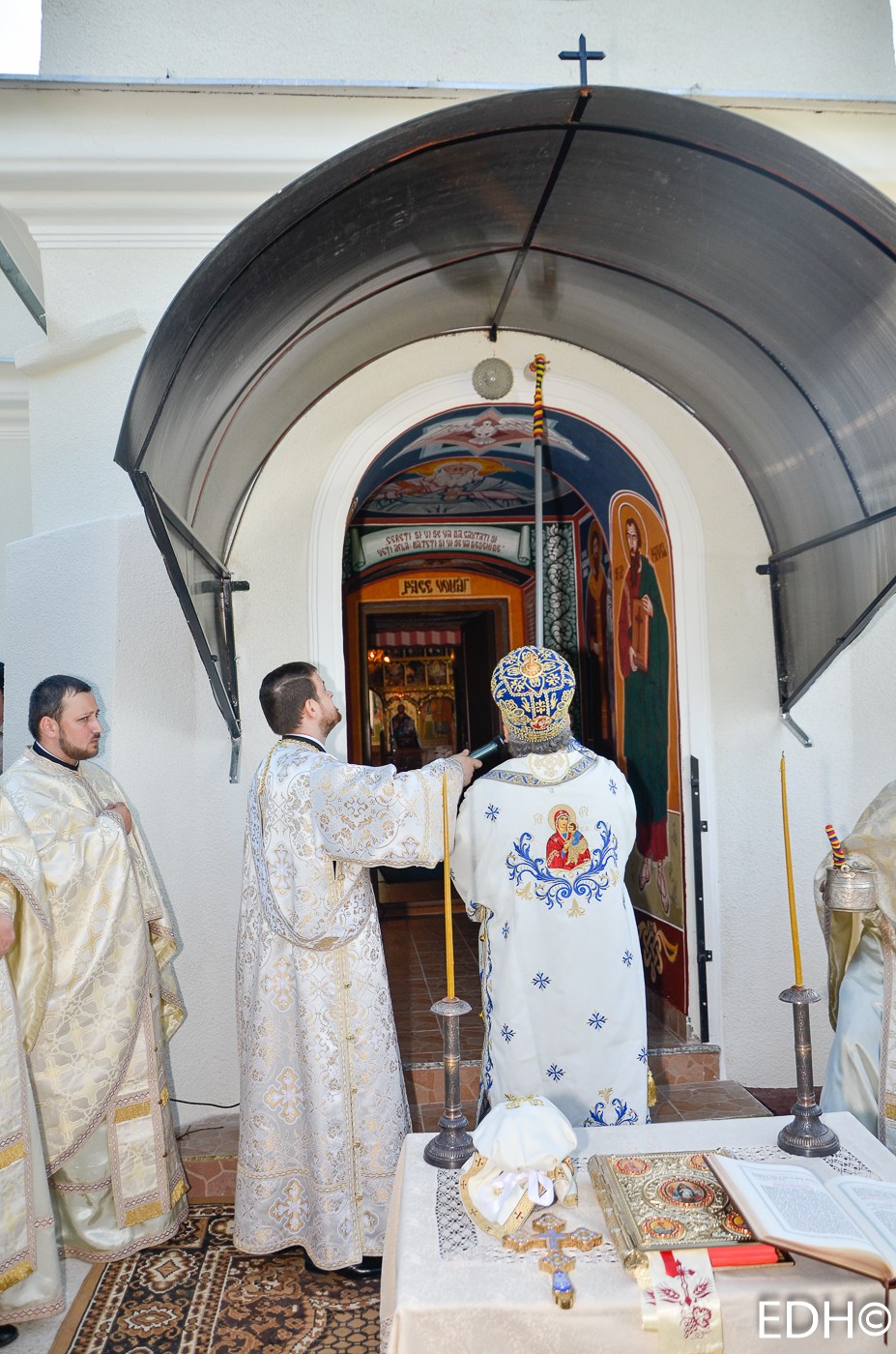 Târnosirea bisericii „Sfânta Treime” și „Sfinții Arhangheli Mihail și Gavriil” din localitatea Ulieș