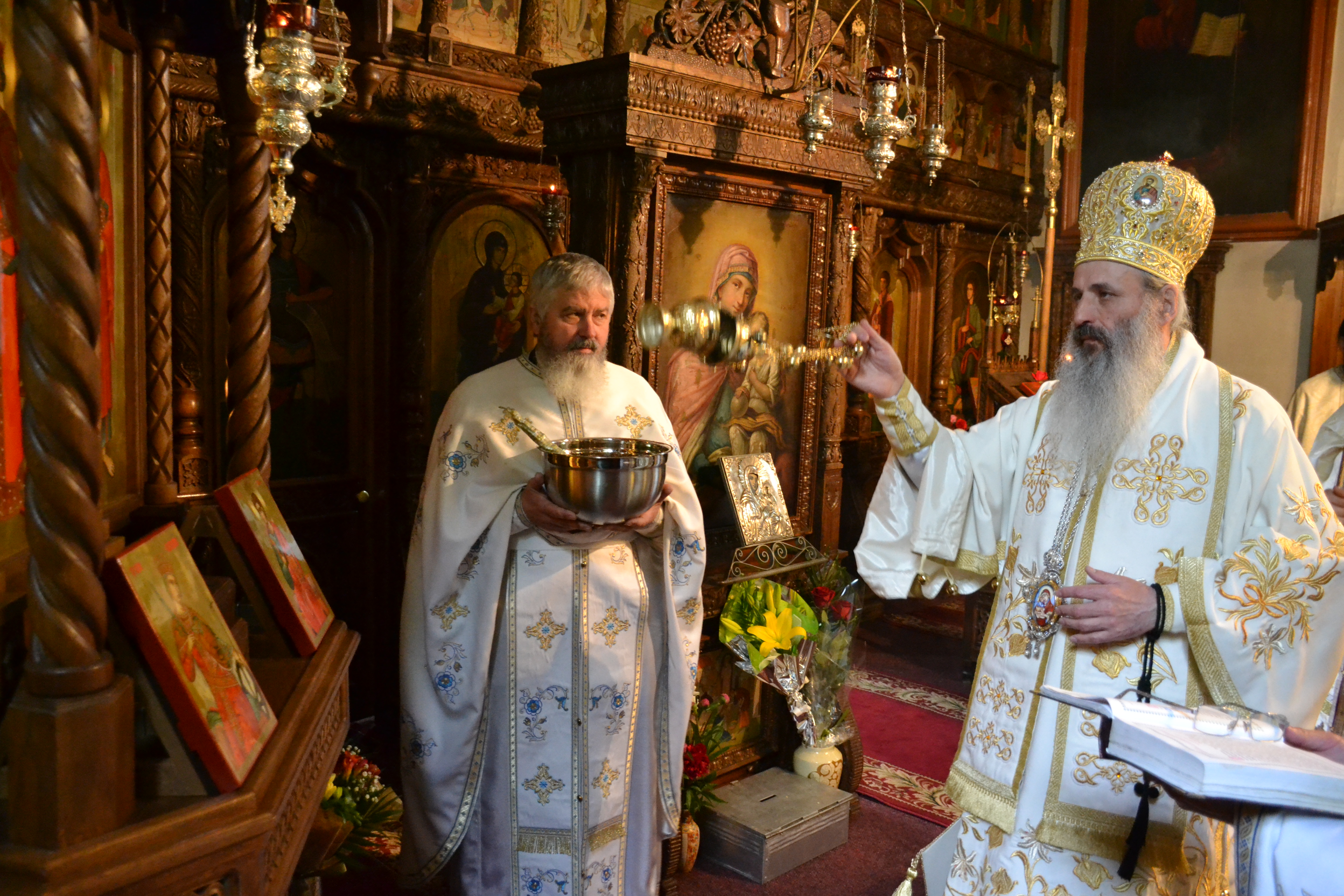 „Fratele geamăn sau sora geamănă ai lui Toma suntem noi”