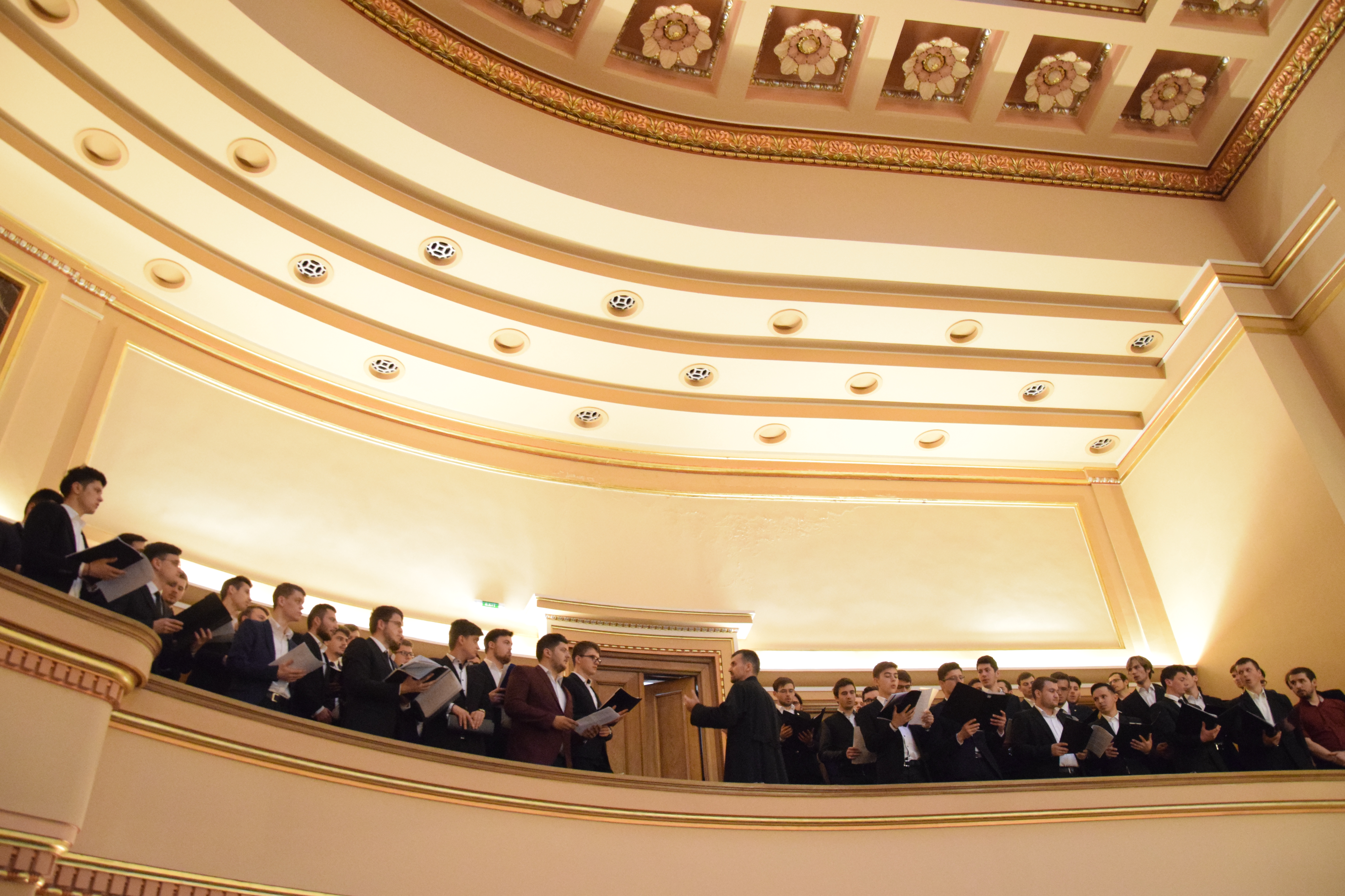 „Un model de educație integral presupune un raport de cooperare între Familie, Școală si Biserică” „Un model de educație integral presupune un raport de cooperare între Familie, Școală si Biserică”