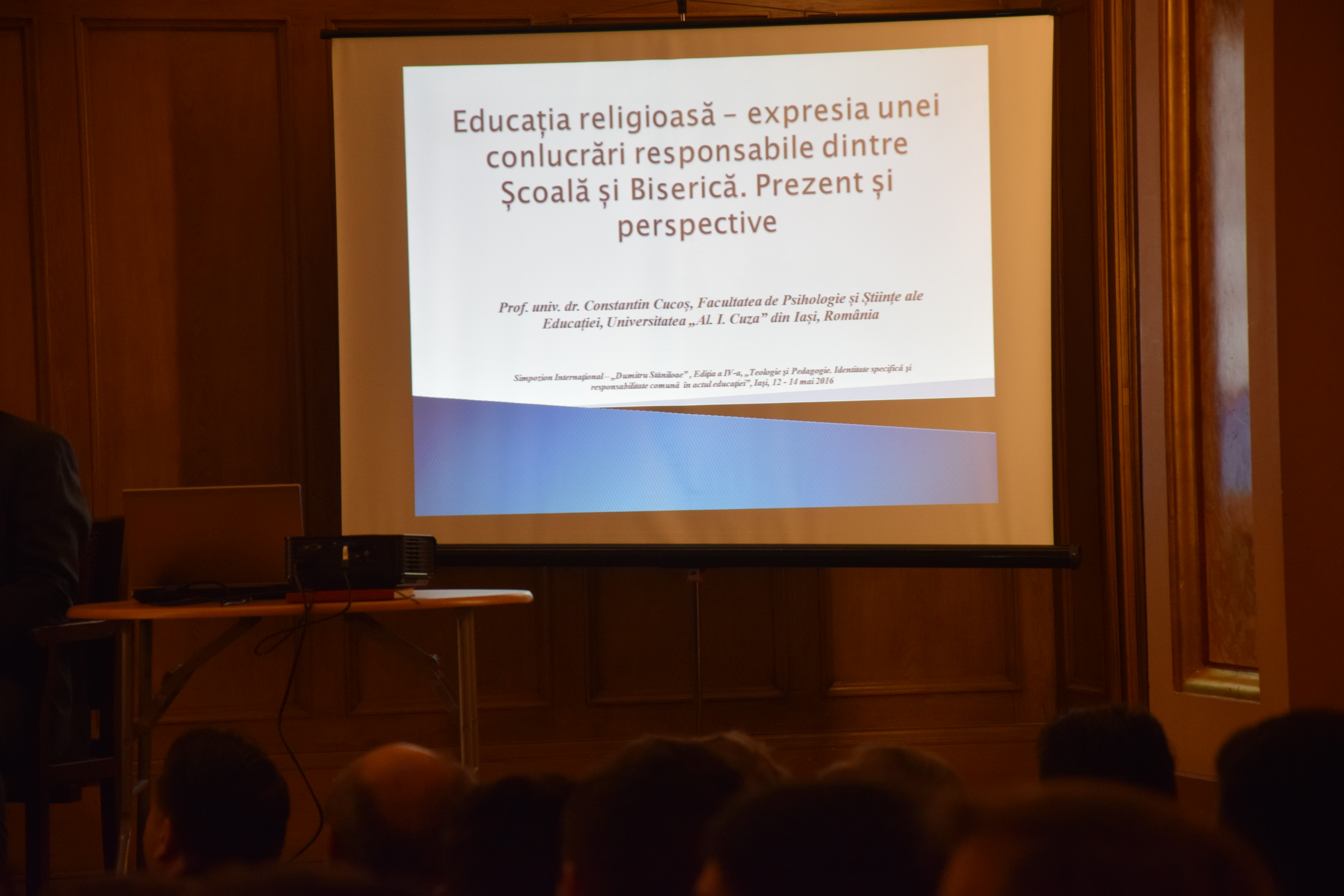 „Un model de educație integral presupune un raport de cooperare între Familie, Școală si Biserică” „Un model de educație integral presupune un raport de cooperare între Familie, Școală si Biserică”