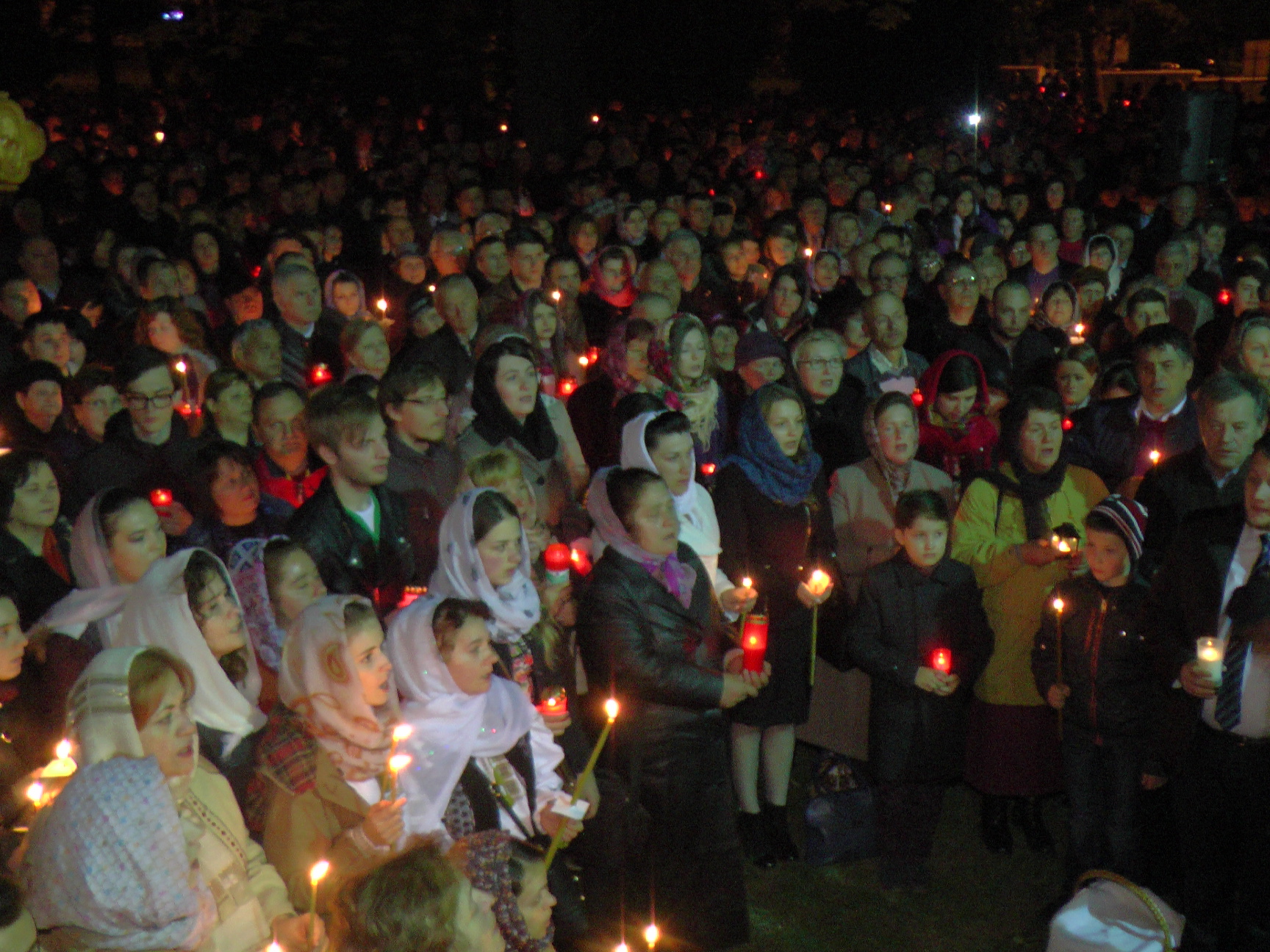 Cum a fost sărbătorită Învierea Domnului în Mitropolia Moldovei și Bucovinei
