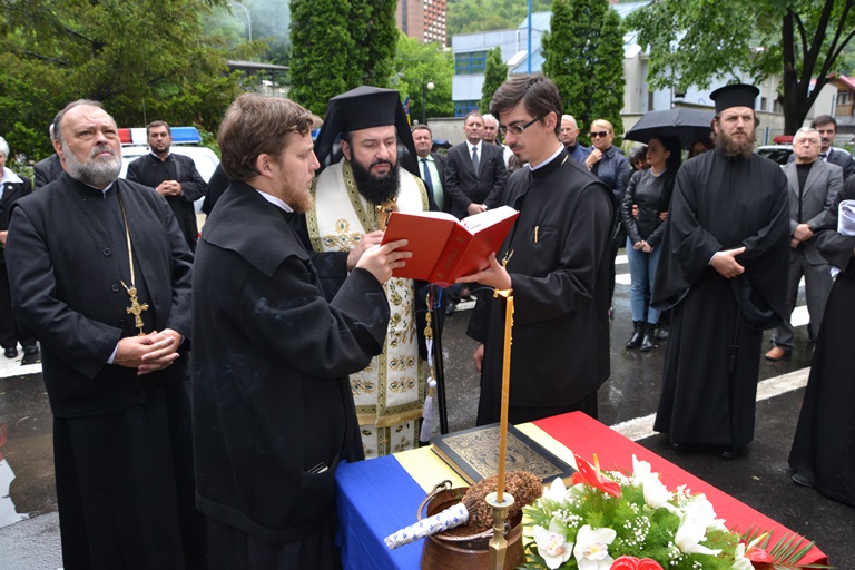 Slujire arhierească la Băile Herculane Slujire arhierească la Băile Herculane