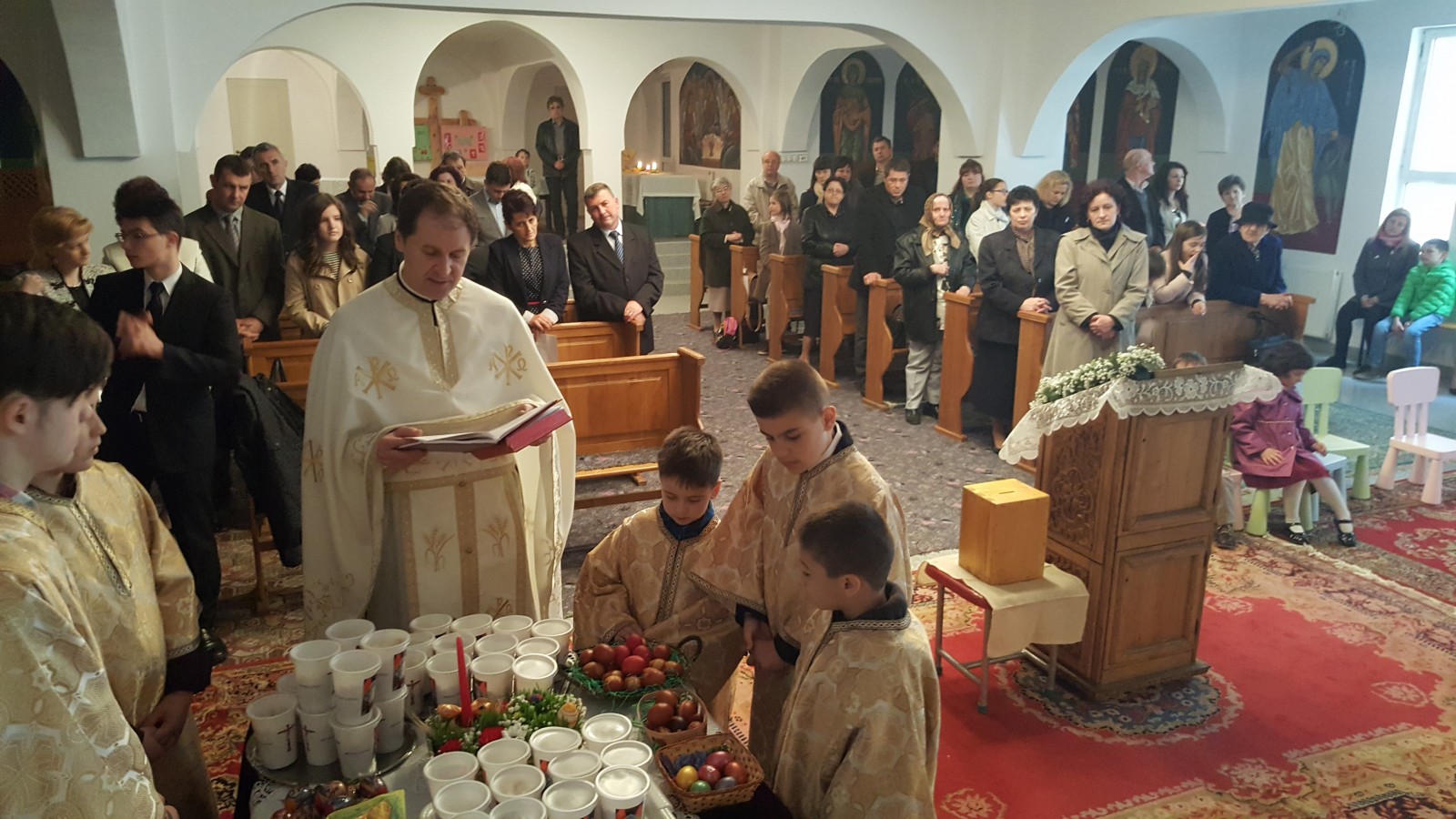 Doi ani de la demararea Proiectului „Liturghia și școala duminicală pentru copii”, la Cluj Doi ani de la demararea Proiectului „Liturghia și școala duminicală pentru copii”, la Cluj