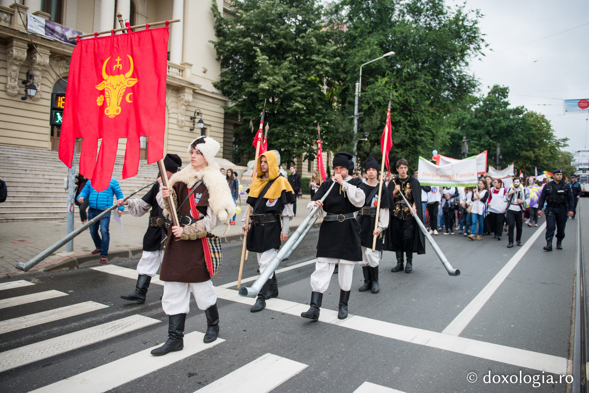 „Marșul pentru familie”, ediția a III-a: „Noi credem în viitorul familiei; ceea ce este firesc, rămâne firesc” „Marșul pentru familie”, ediția a III-a: „Noi credem în viitorul familiei; ceea ce este firesc, rămâne firesc”