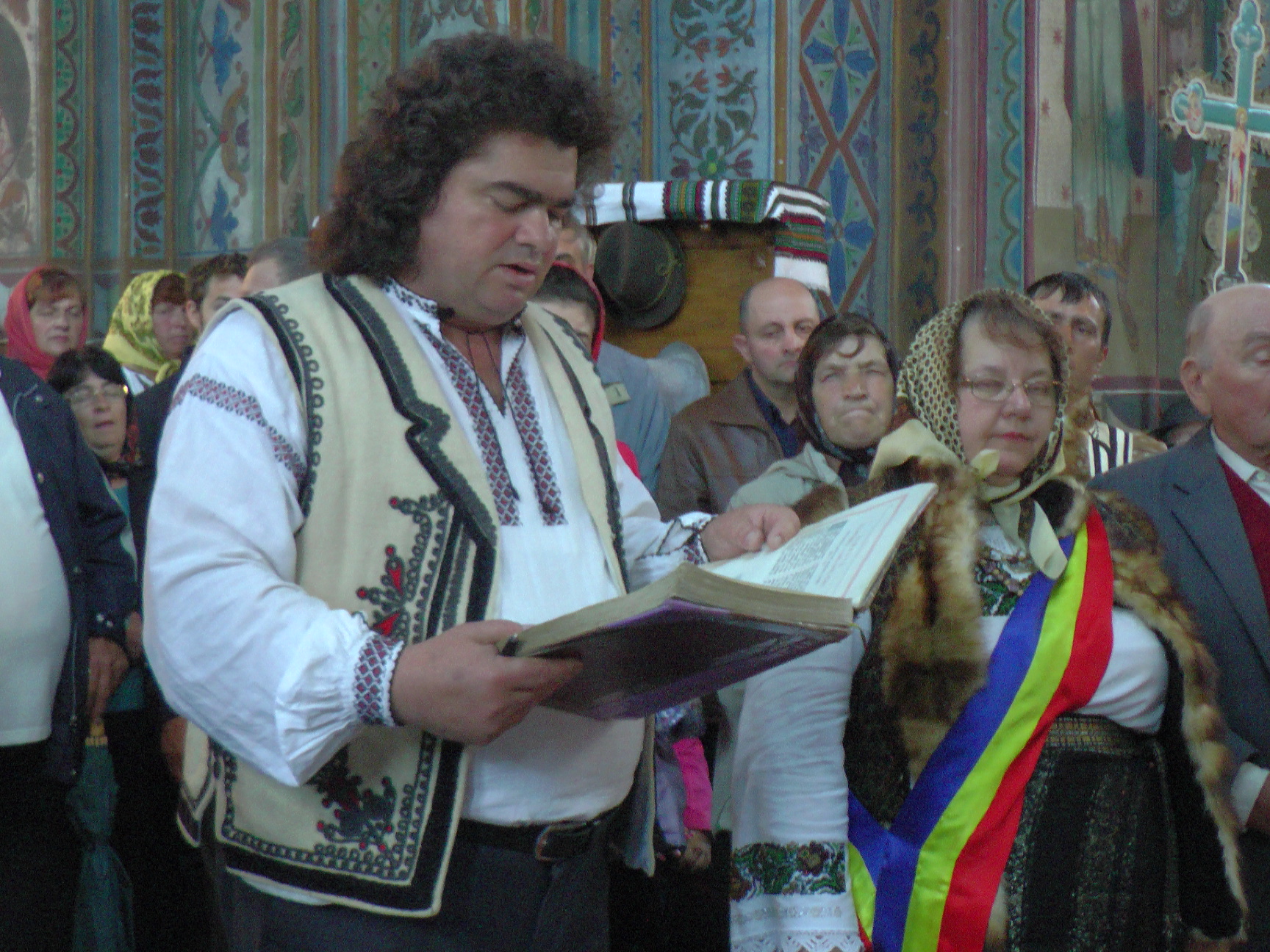 120 de ani de la târnosirea bisericii din Cacica, sărbătoriţi prin Liturghie arhierească