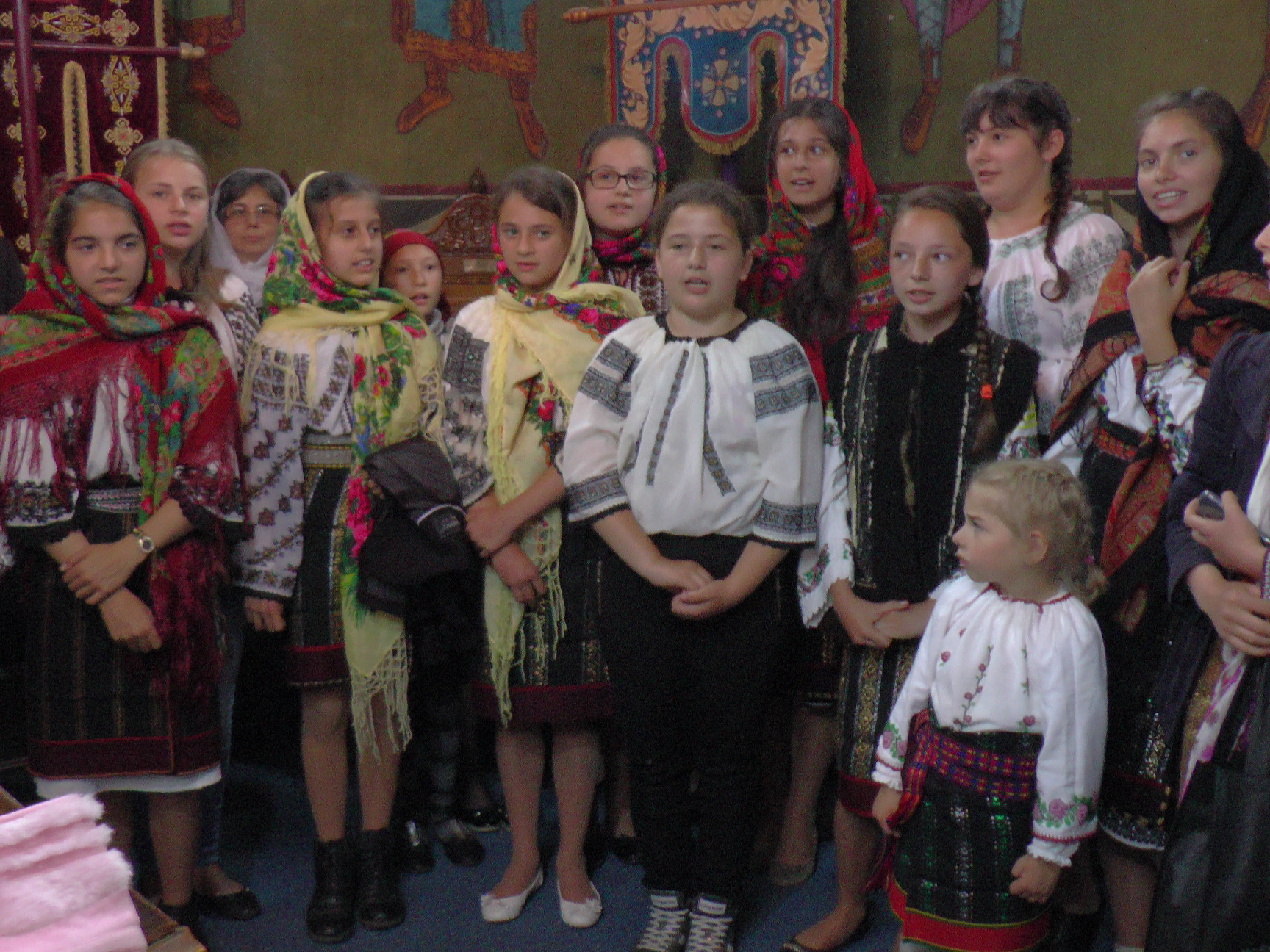 120 de ani de la târnosirea bisericii din Cacica, sărbătoriţi prin Liturghie arhierească