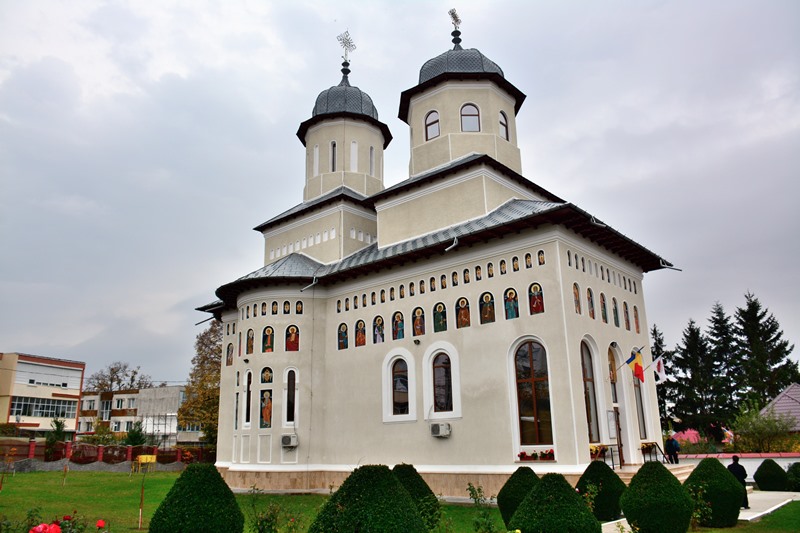 Program de rugăciune în protopopiatele Oneşti şi Buhuşi Program de rugăciune în protopopiatele Oneşti şi Buhuşi