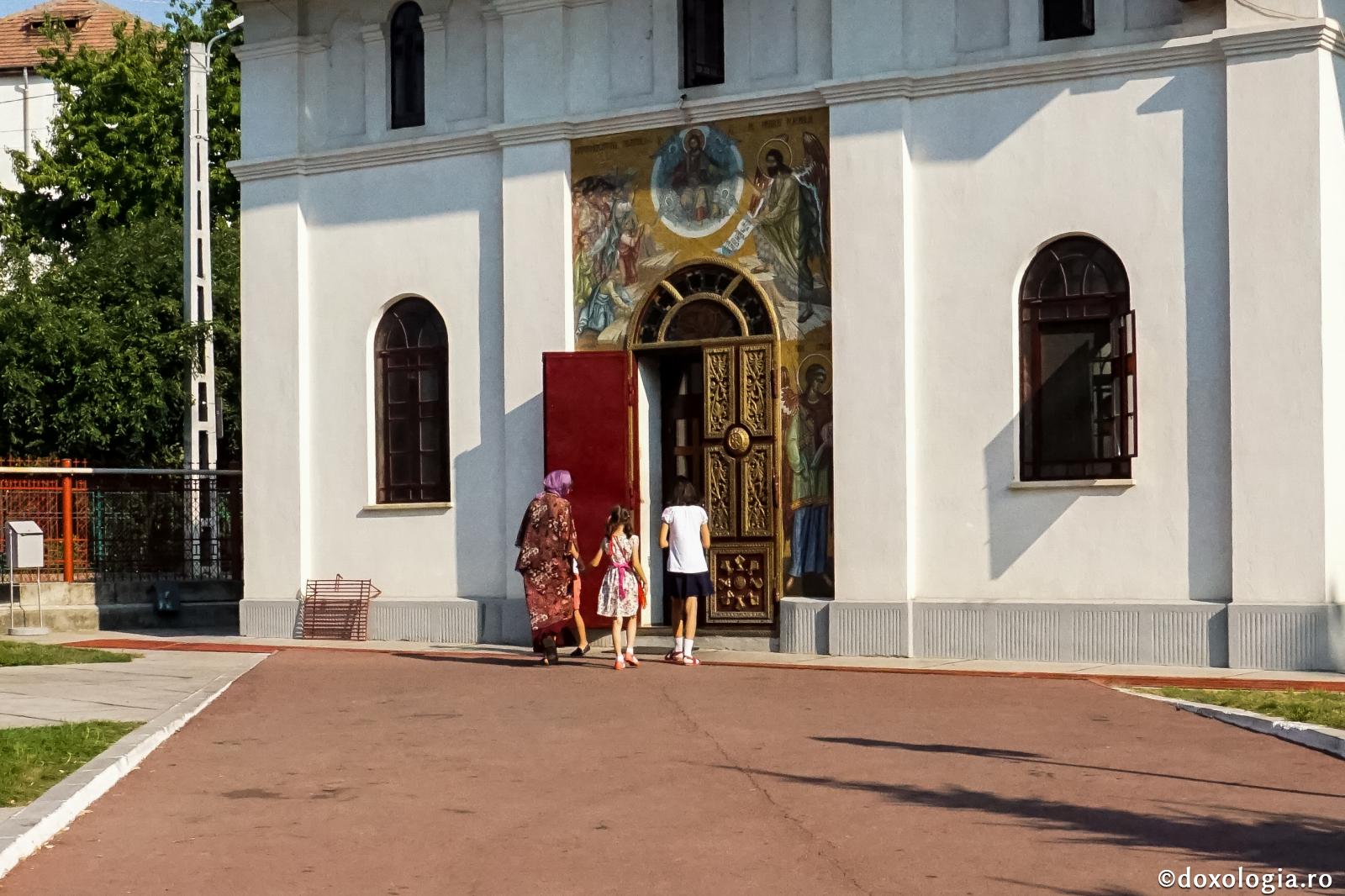 Să ne îngrijim de creşterea corectă a copilului!