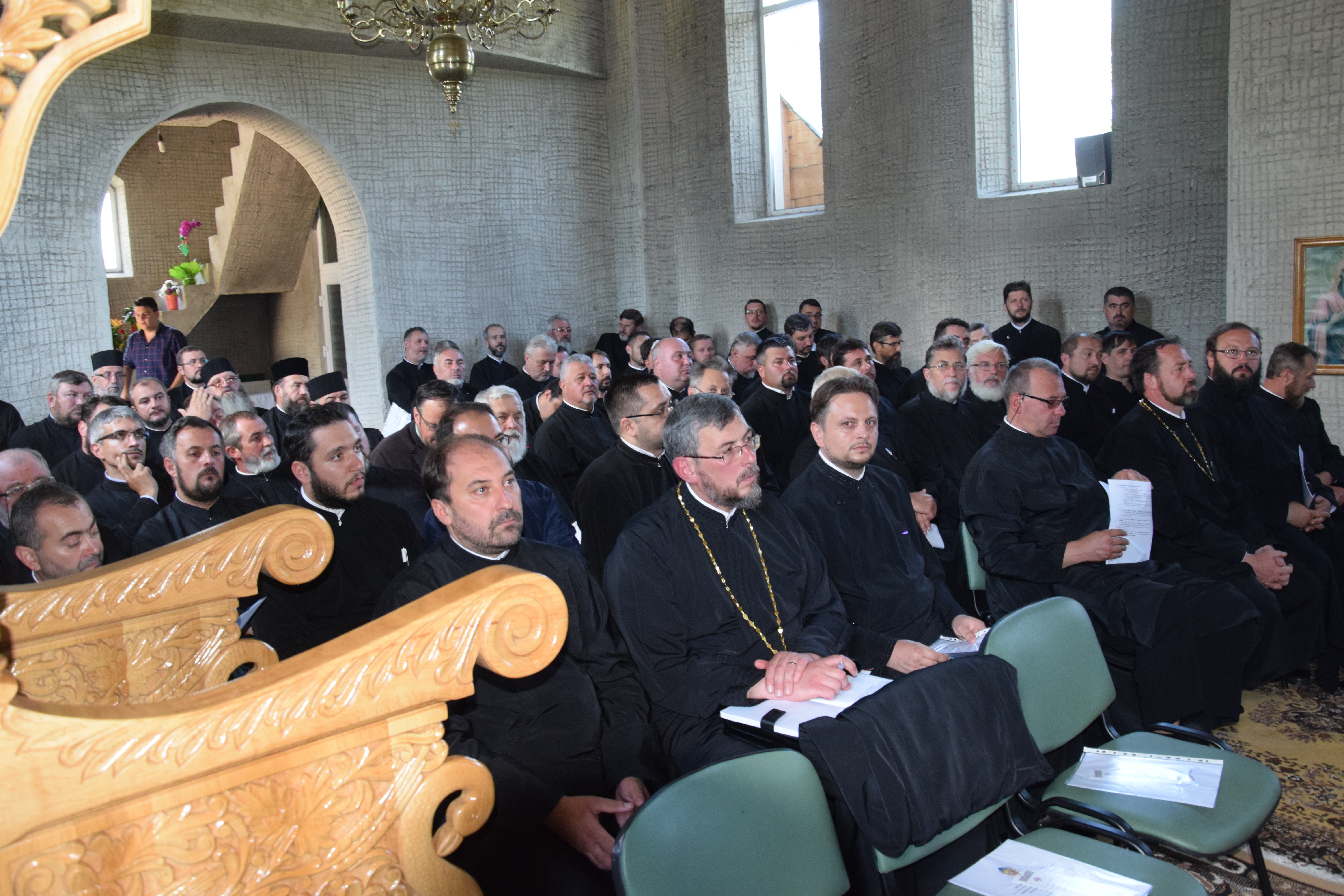 Preoții din Protopopiatul Târgu Neamț, reuniți în conferință semestrială Preoții din Protopopiatul Târgu Neamț, reuniți în conferință semestrială