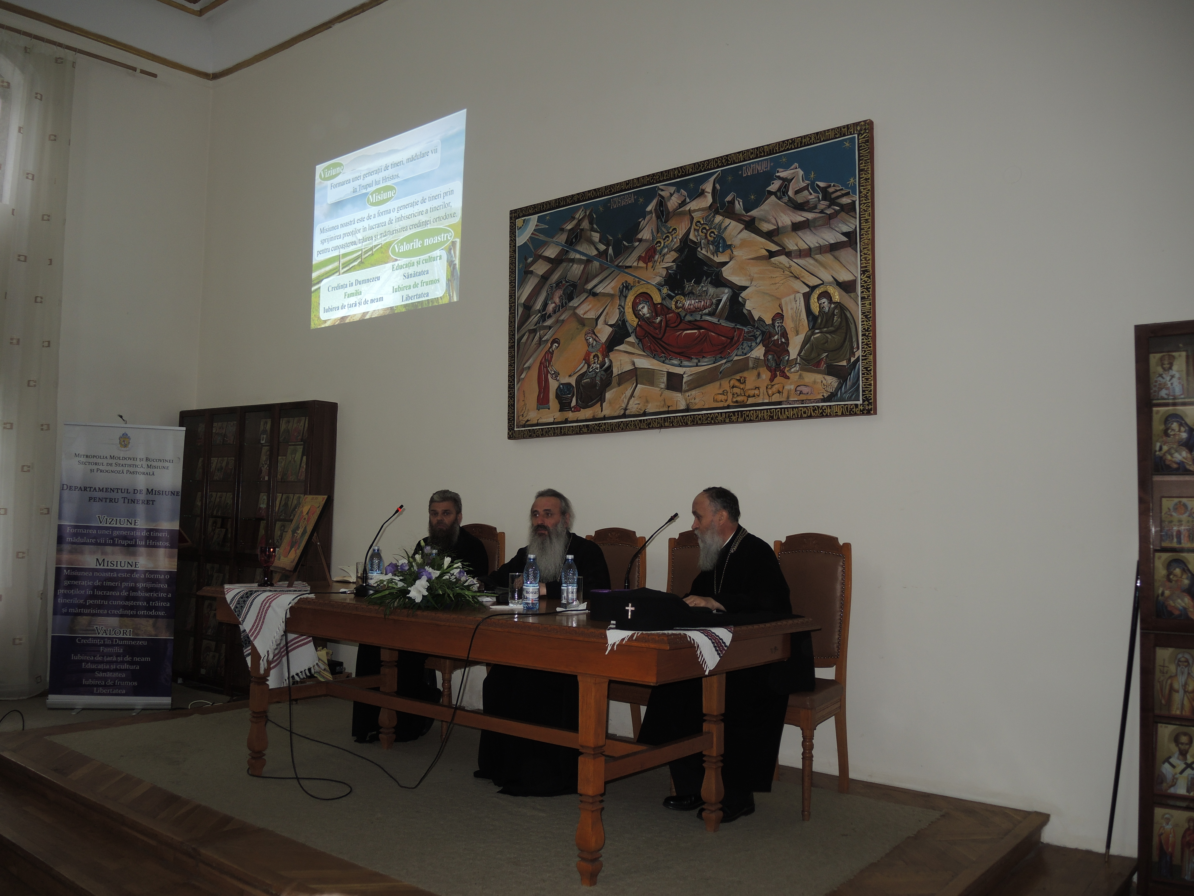 Preoții botoșăneni, îndemnați să desfășoare activități cu tinerii