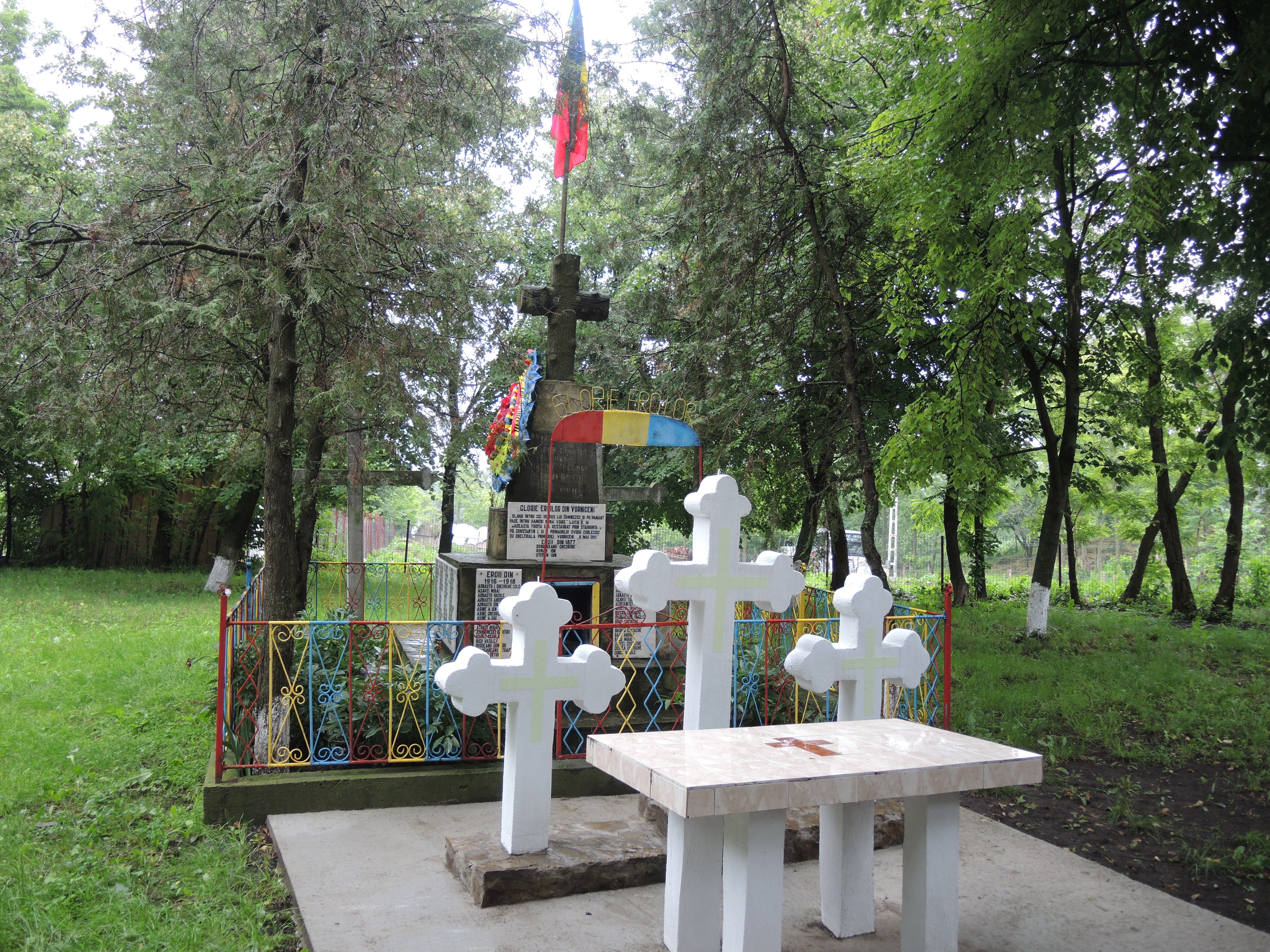 Preoții din Protopopiatul Săveni au dezbătut tema „Preotul şi tânărul împreună pe drumul către Dumnezeu“ Preoții din Protopopiatul Săveni au dezbătut tema „Preotul şi tânărul împreună pe drumul către Dumnezeu“