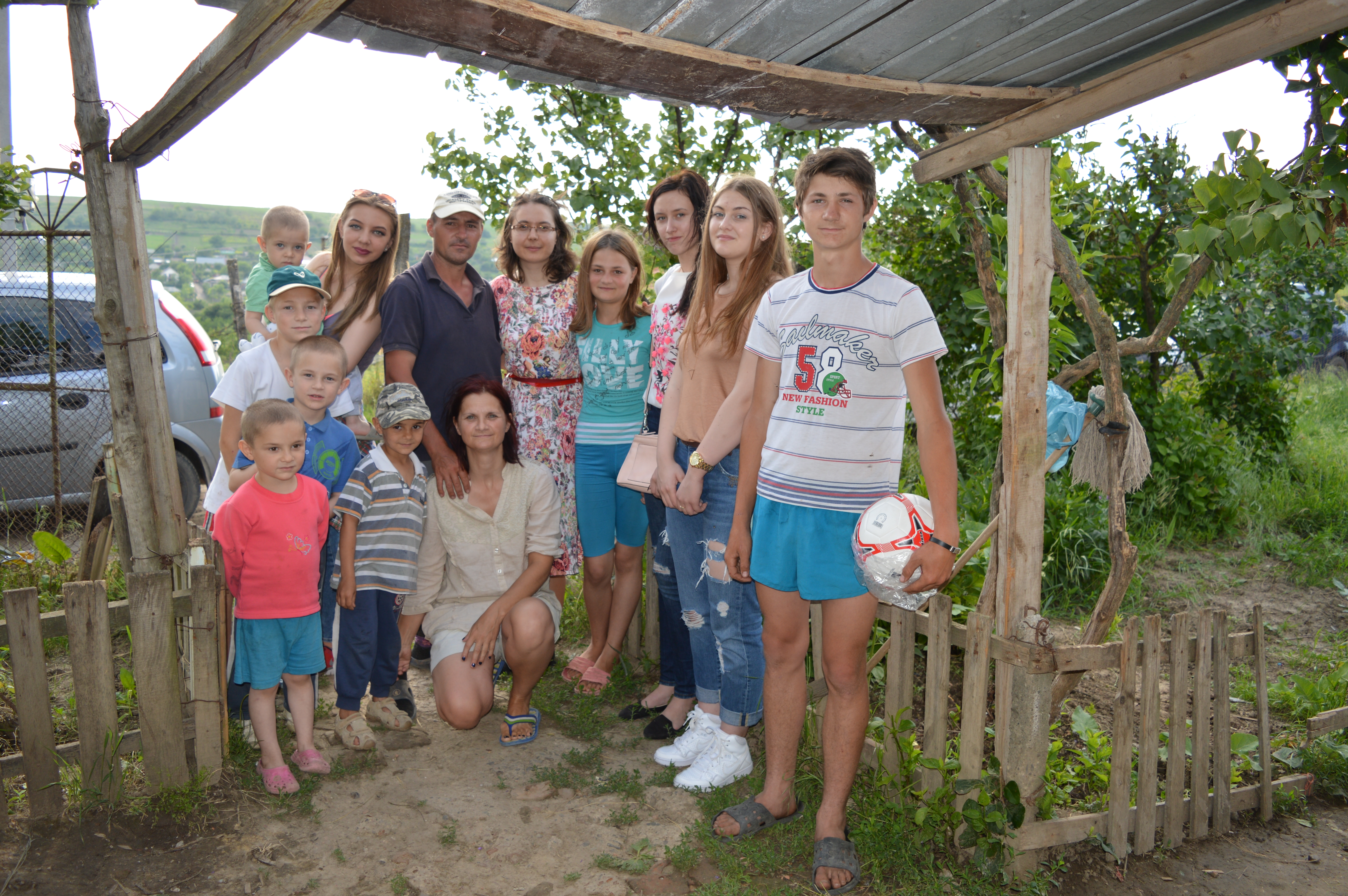 LUNA IUNIE - Bucuria copiilor