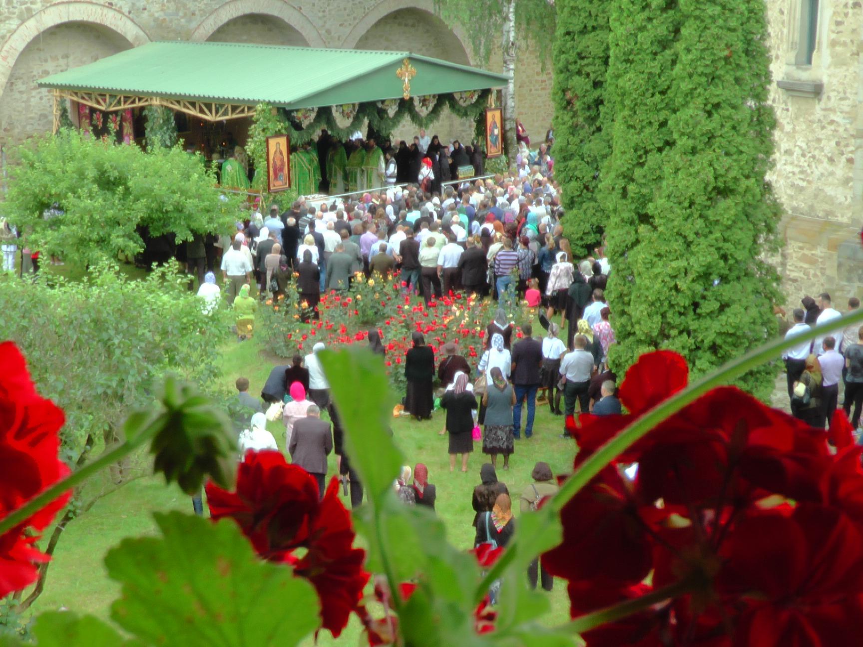 Hramul Mănăstirii sucevene Dragomirna