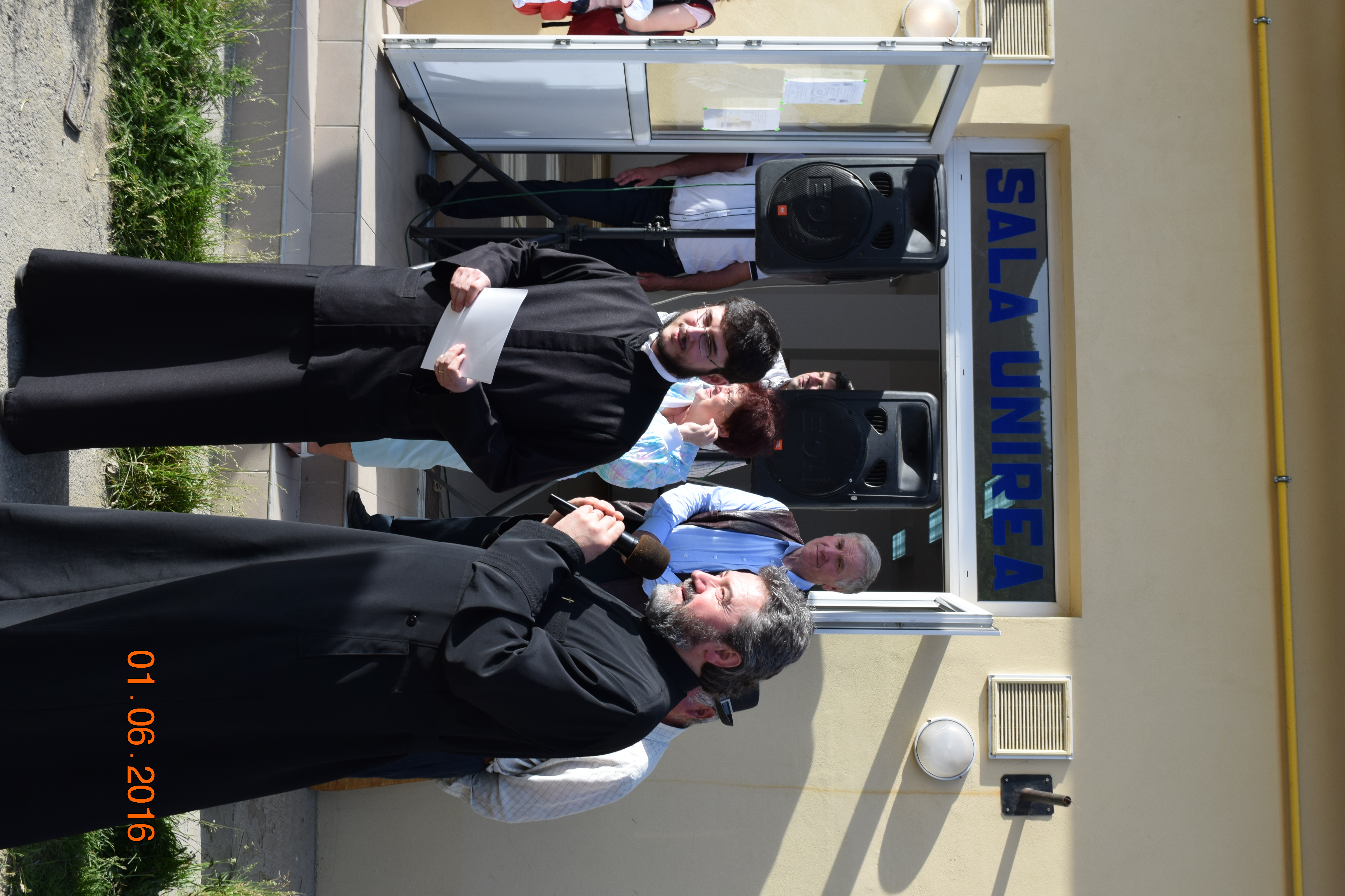 Înfrăţire între grupuri de tineri din Bucovina şi Ardeal