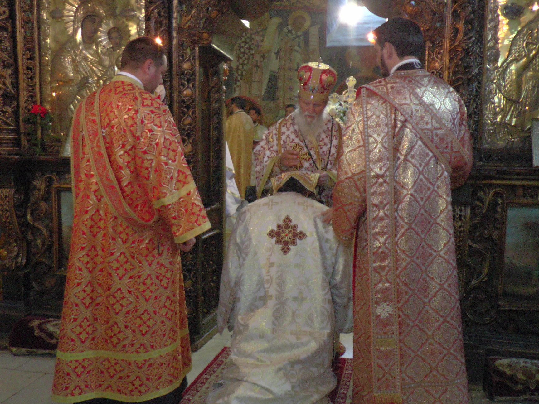 Catedrala Arhiepiscopală din Suceava şi-a cinstit ocrotitorul