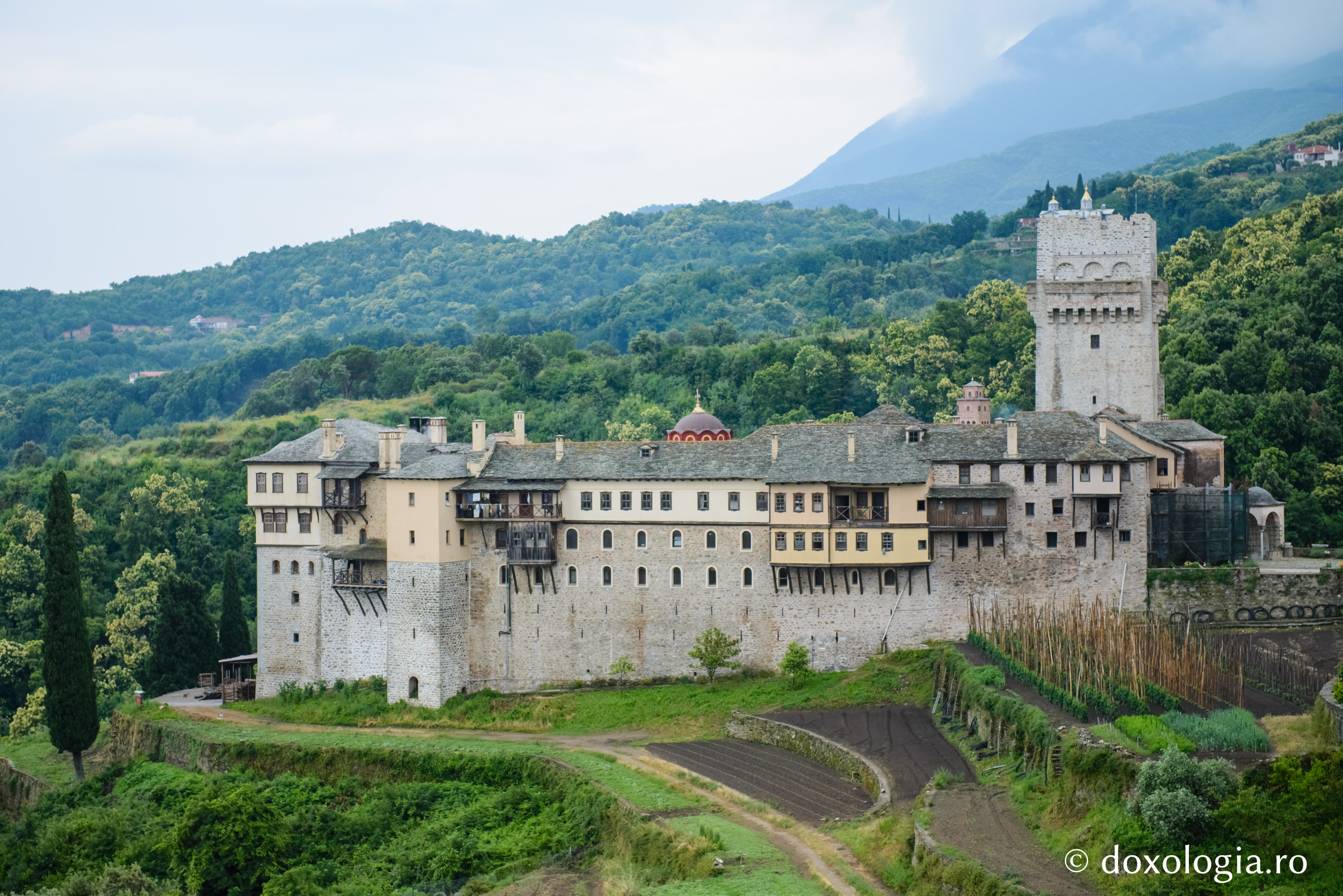 Ansamblul clădirilor Mănăstirii Caracalu
