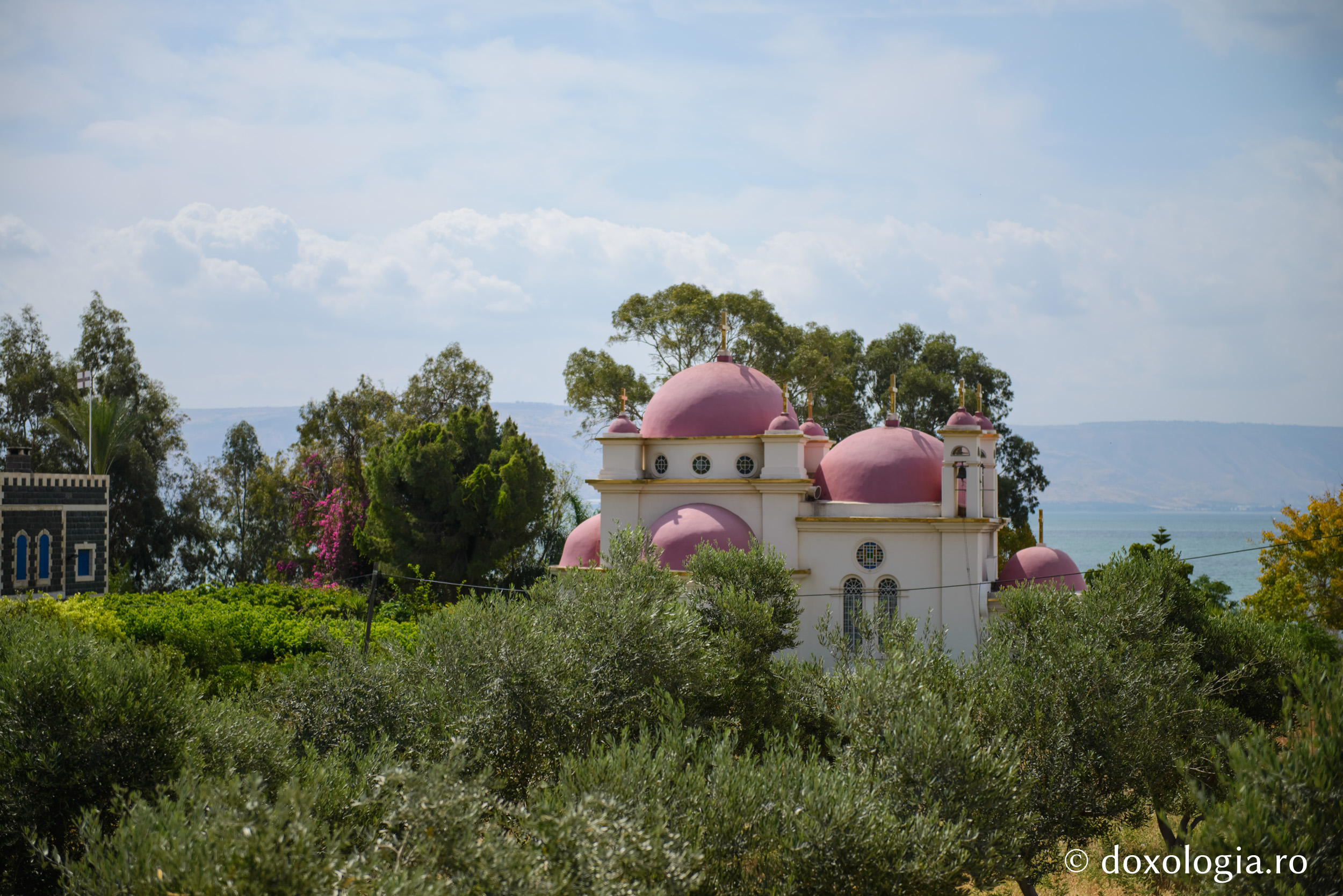 Biserica „Sfinții Apostoli Petru și Pavel” din Capernaum
