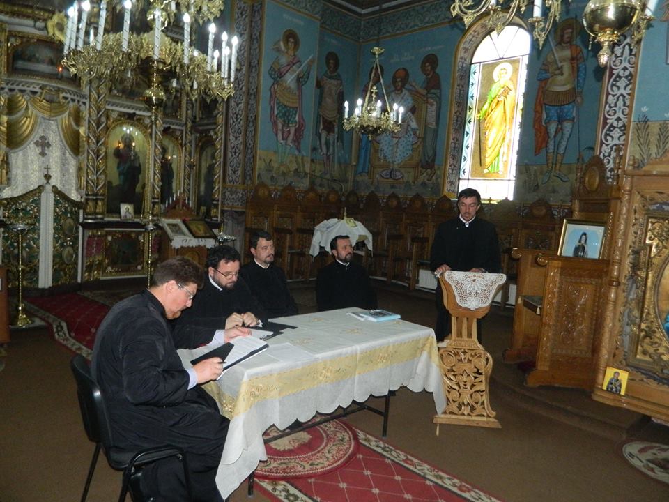 Şedinţă preoţească în Protopopiatul Sascut Şedinţă preoţească în Protopopiatul Sascut
