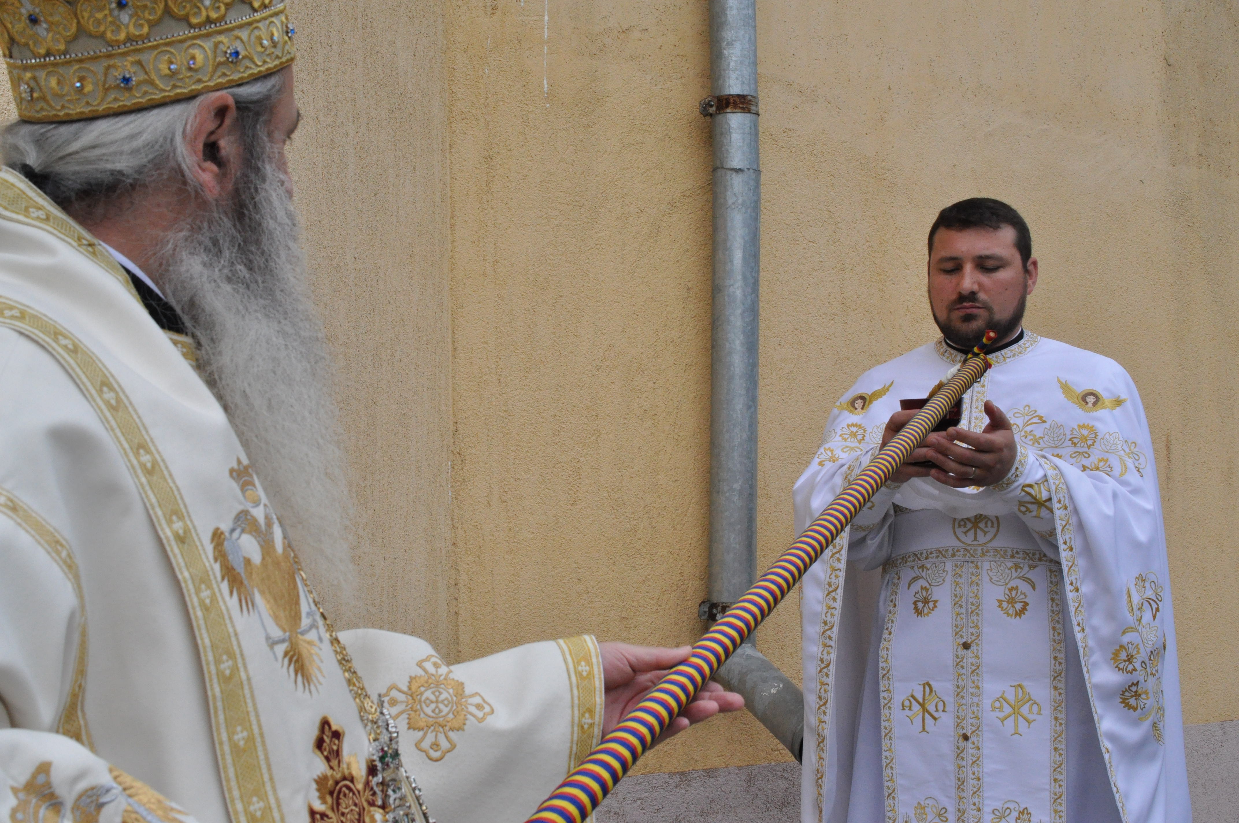 „În biserică omul trăiește cele mai importante evenimente din viața lui”