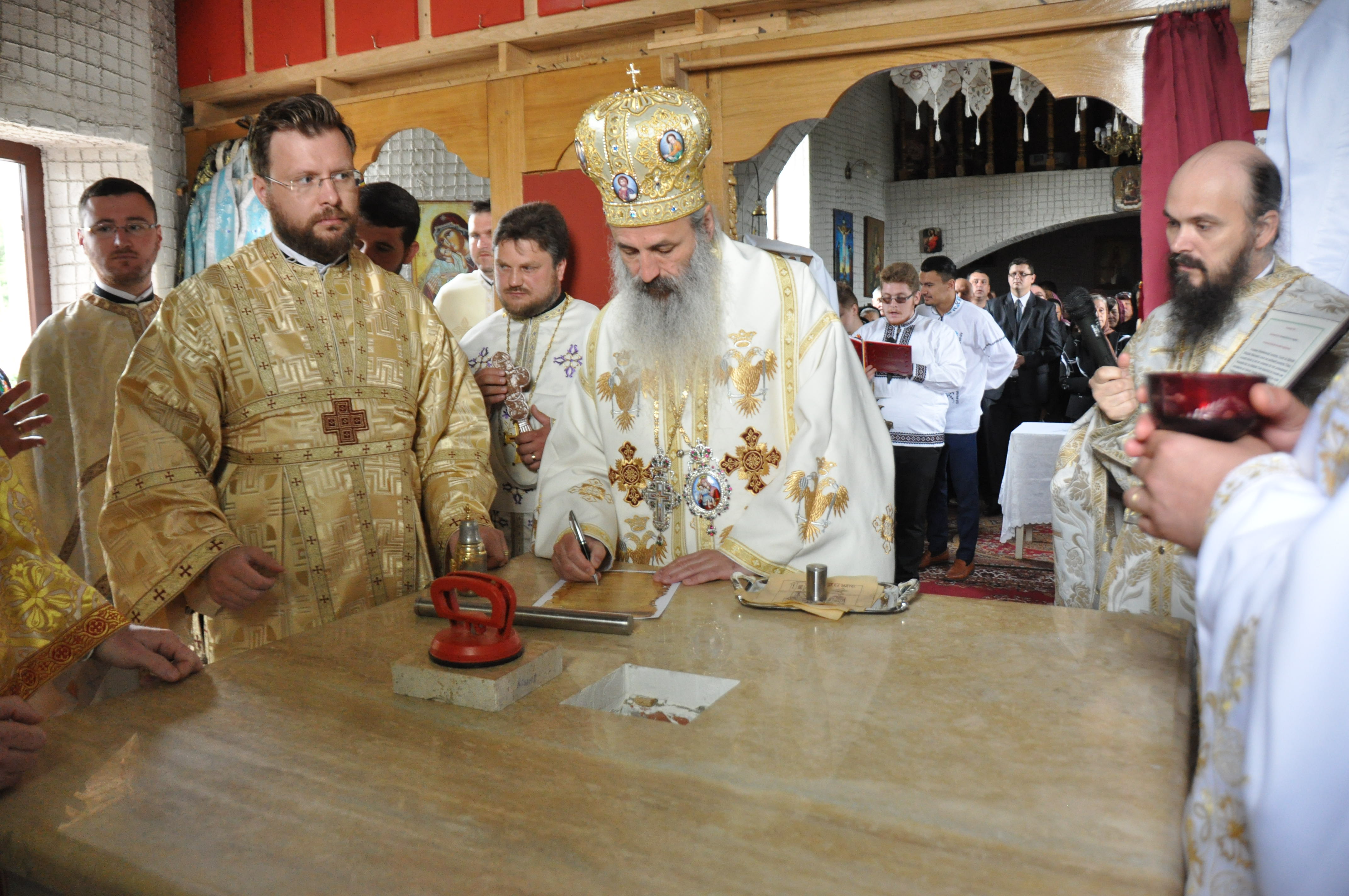 „În biserică omul trăiește cele mai importante evenimente din viața lui”