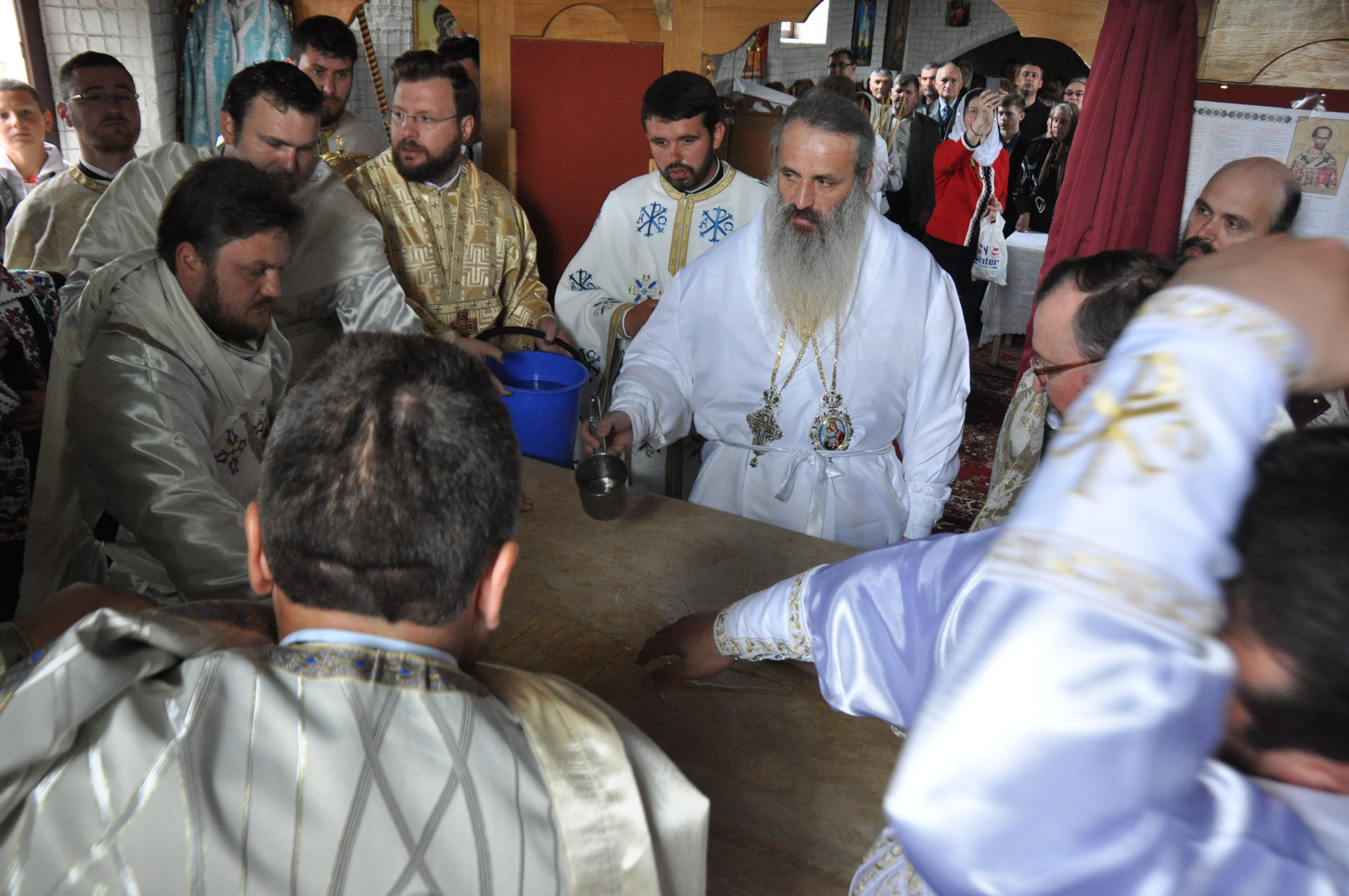 „În biserică omul trăiește cele mai importante evenimente din viața lui”