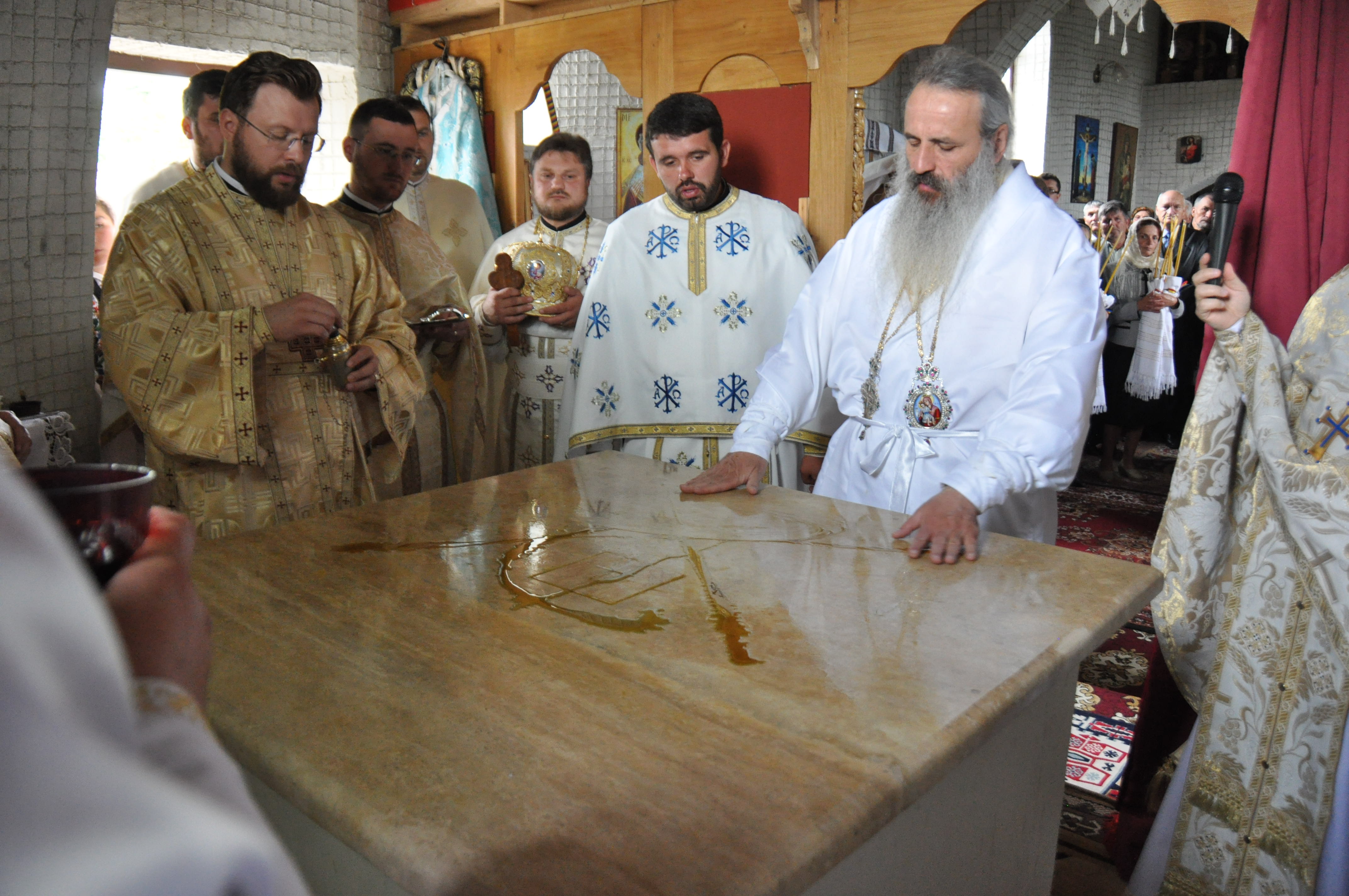 „În biserică omul trăiește cele mai importante evenimente din viața lui”