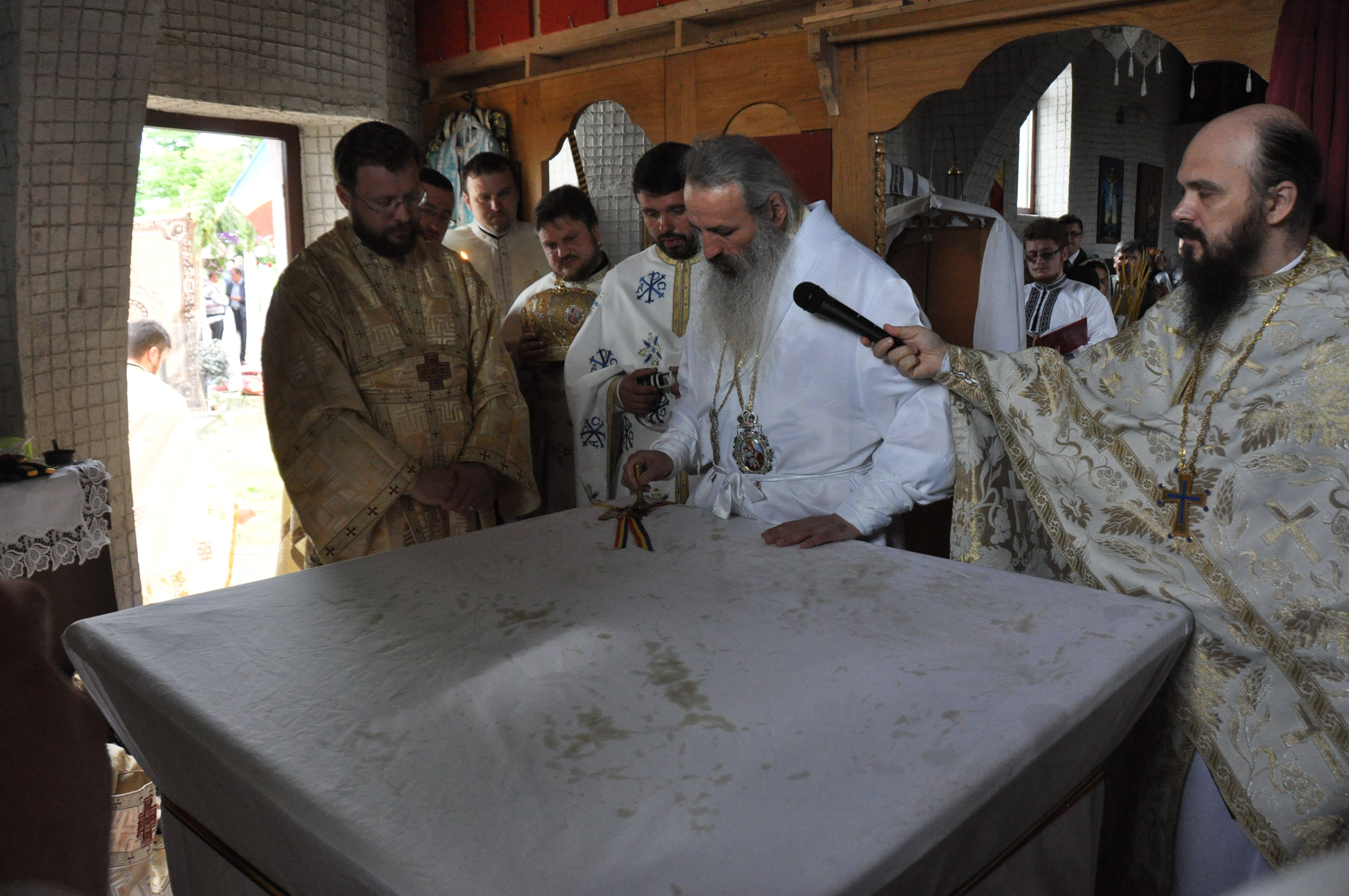 „În biserică omul trăiește cele mai importante evenimente din viața lui”