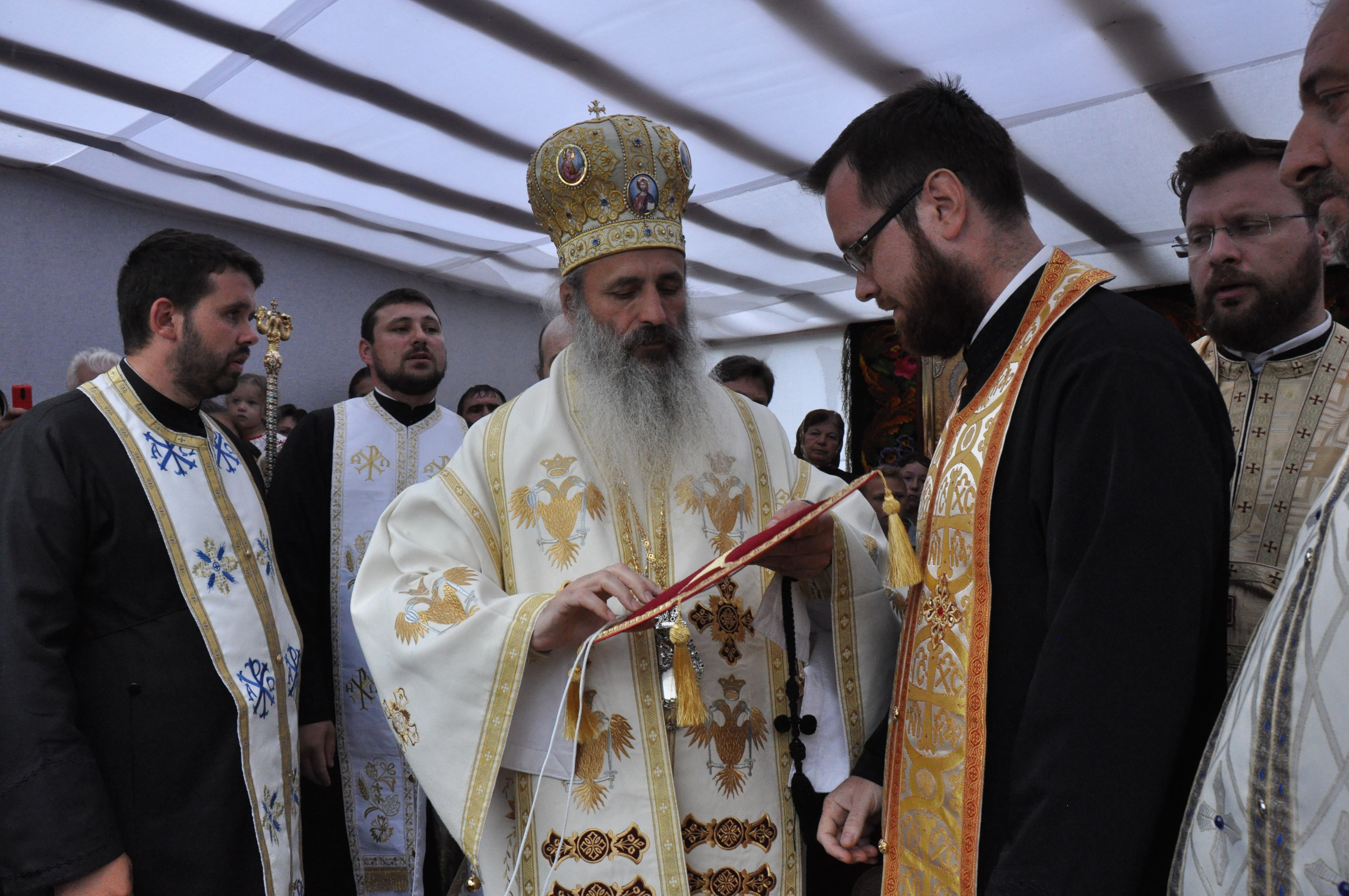 „În biserică omul trăiește cele mai importante evenimente din viața lui”